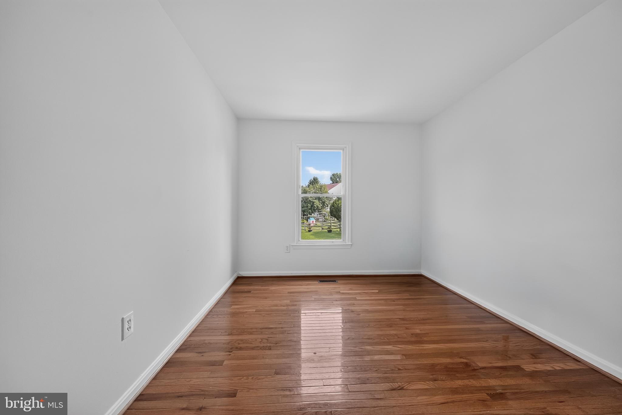 HALLOWELL - Residential