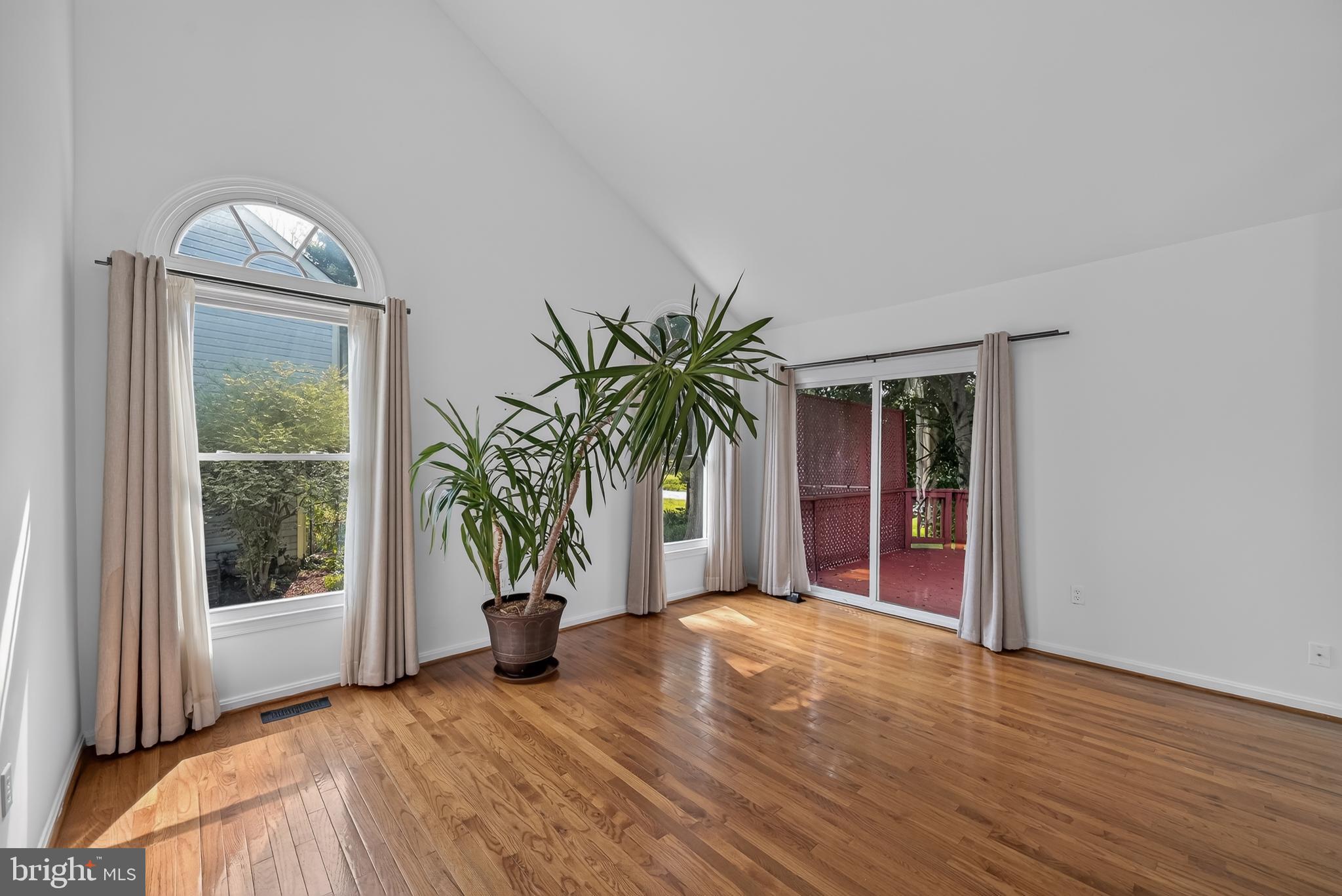 HALLOWELL - Residential