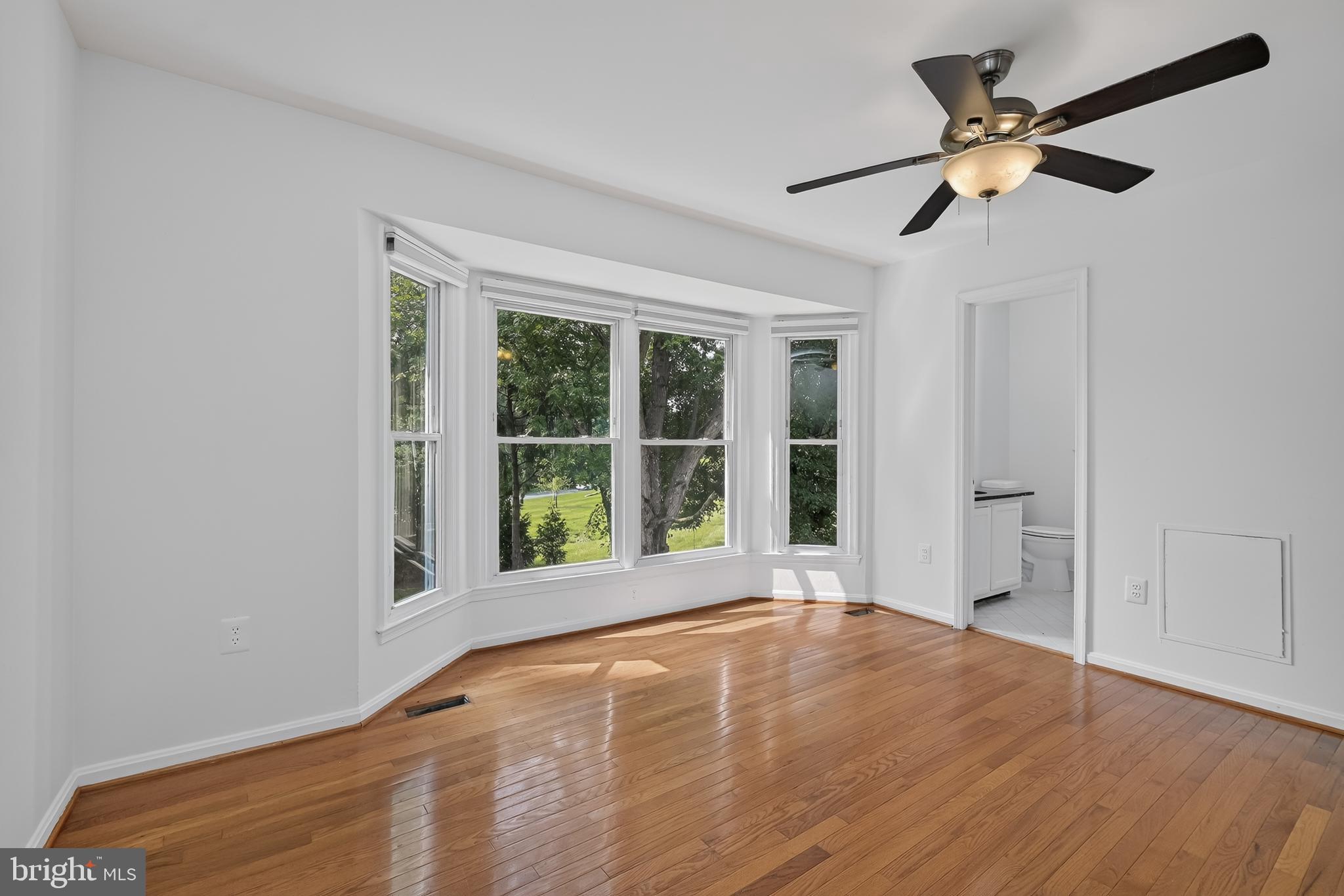 HALLOWELL - Residential
