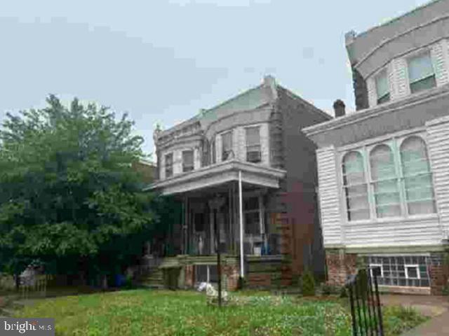 AUCTION/OCCUPIED.4 bedroom, 2 bathroom Duplex in the heart of North Philly. This 1930 built 2 family
home sits on a 2,475 lot in walking distance to Fern Rock Transit Center and Jefferson Einstein Hospital.
Property is sold “as is” with NO property disclosures, NO inspection reports, NO interior photos, NO lease in
place, NO access- The seller does not represent or guarantee occupancy status. NO VIEWINGS of this
property. Please DO NOT DISTURB the occupant. Buyer is responsible for obtaining possession of the
property upon closing.