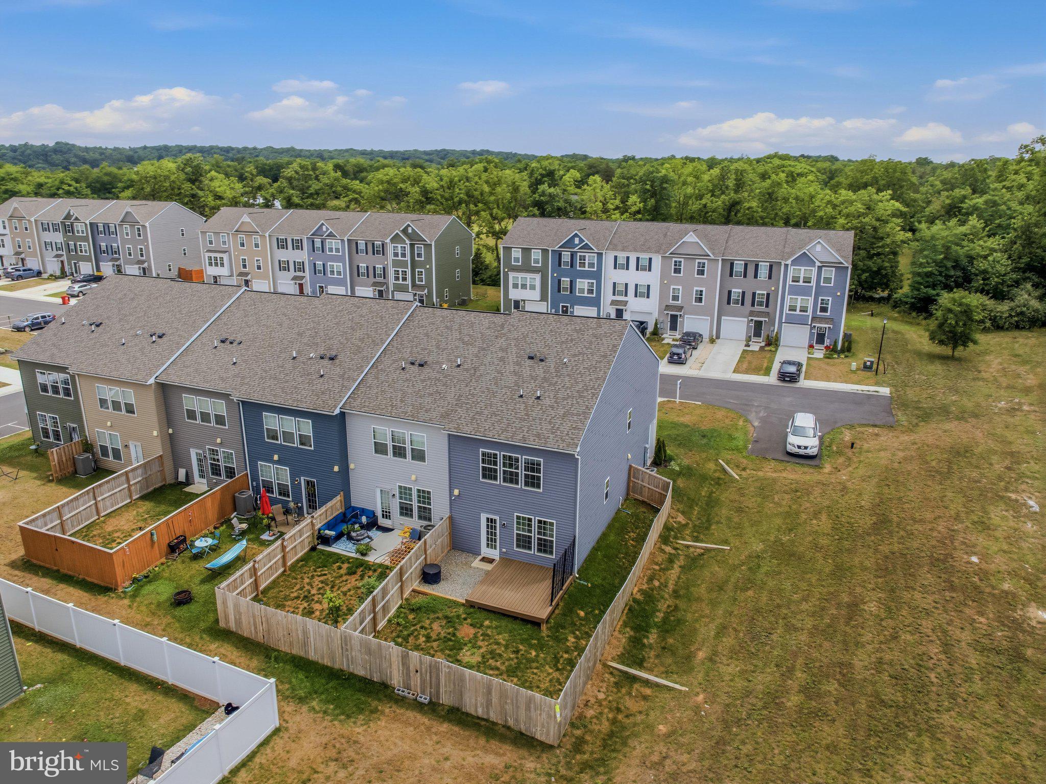 MCCAULEY CROSSING - Residential