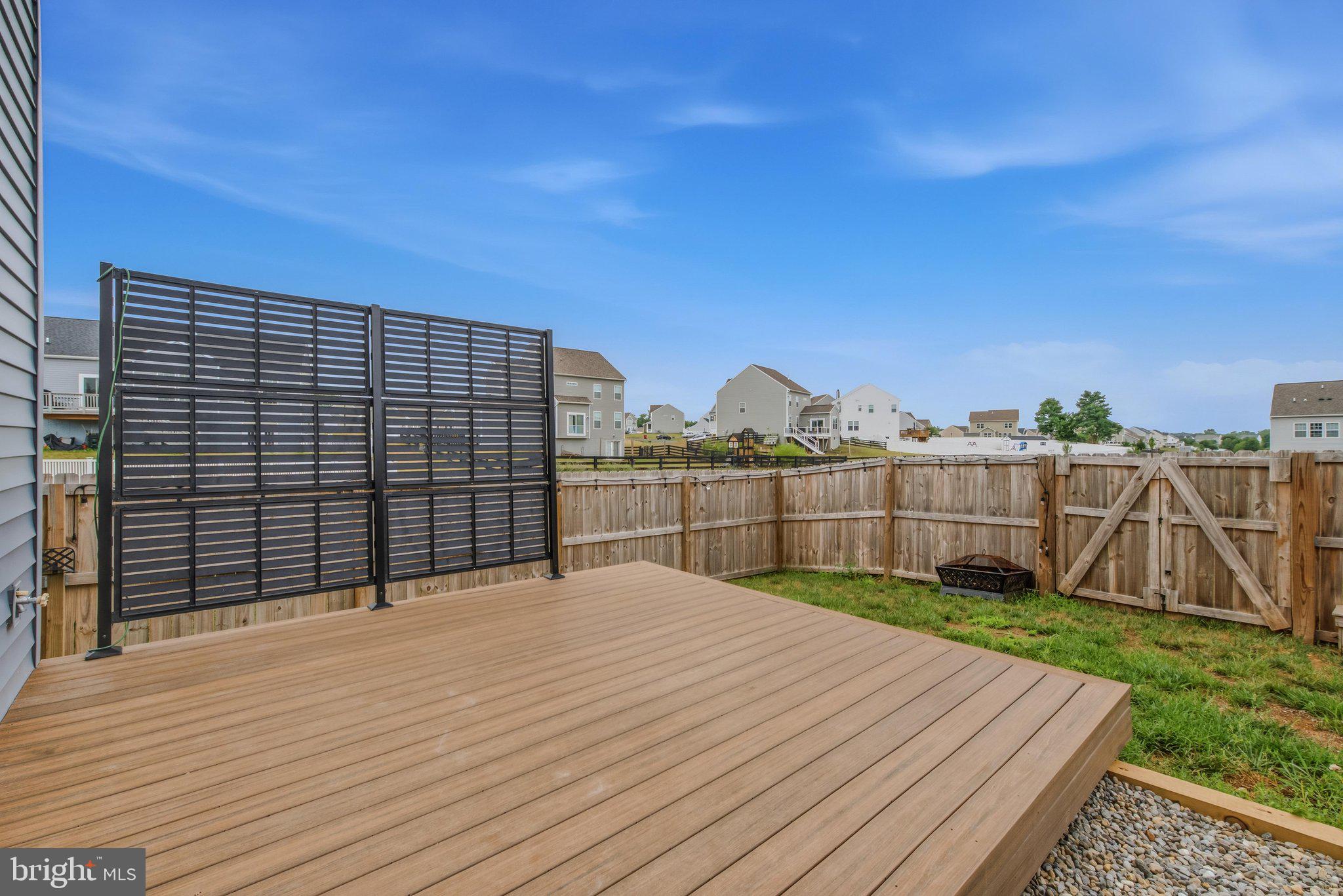 MCCAULEY CROSSING - Residential