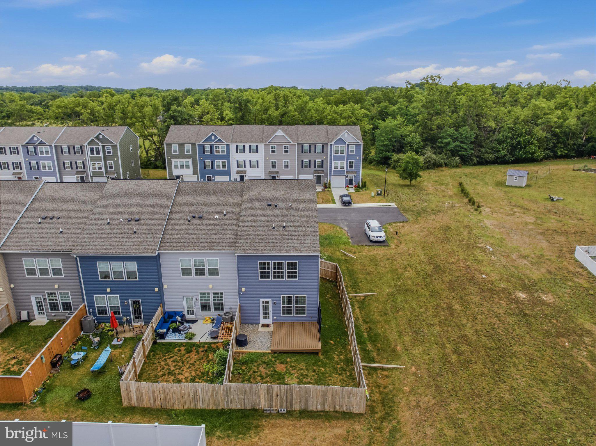 MCCAULEY CROSSING - Residential