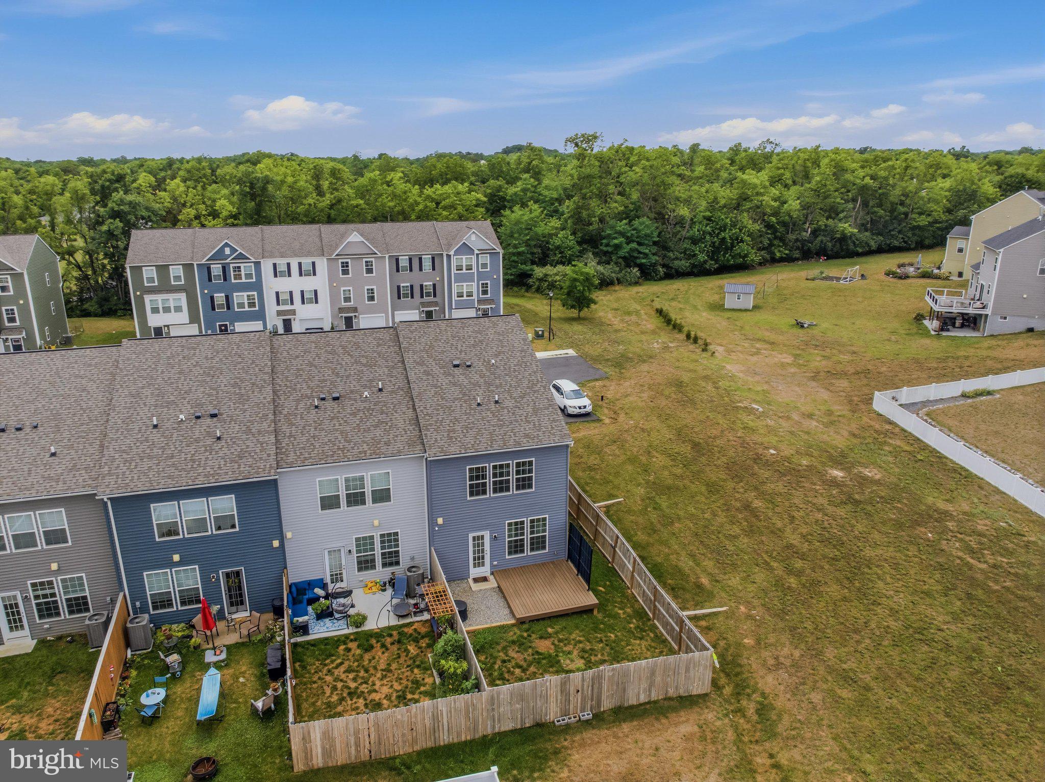MCCAULEY CROSSING - Residential