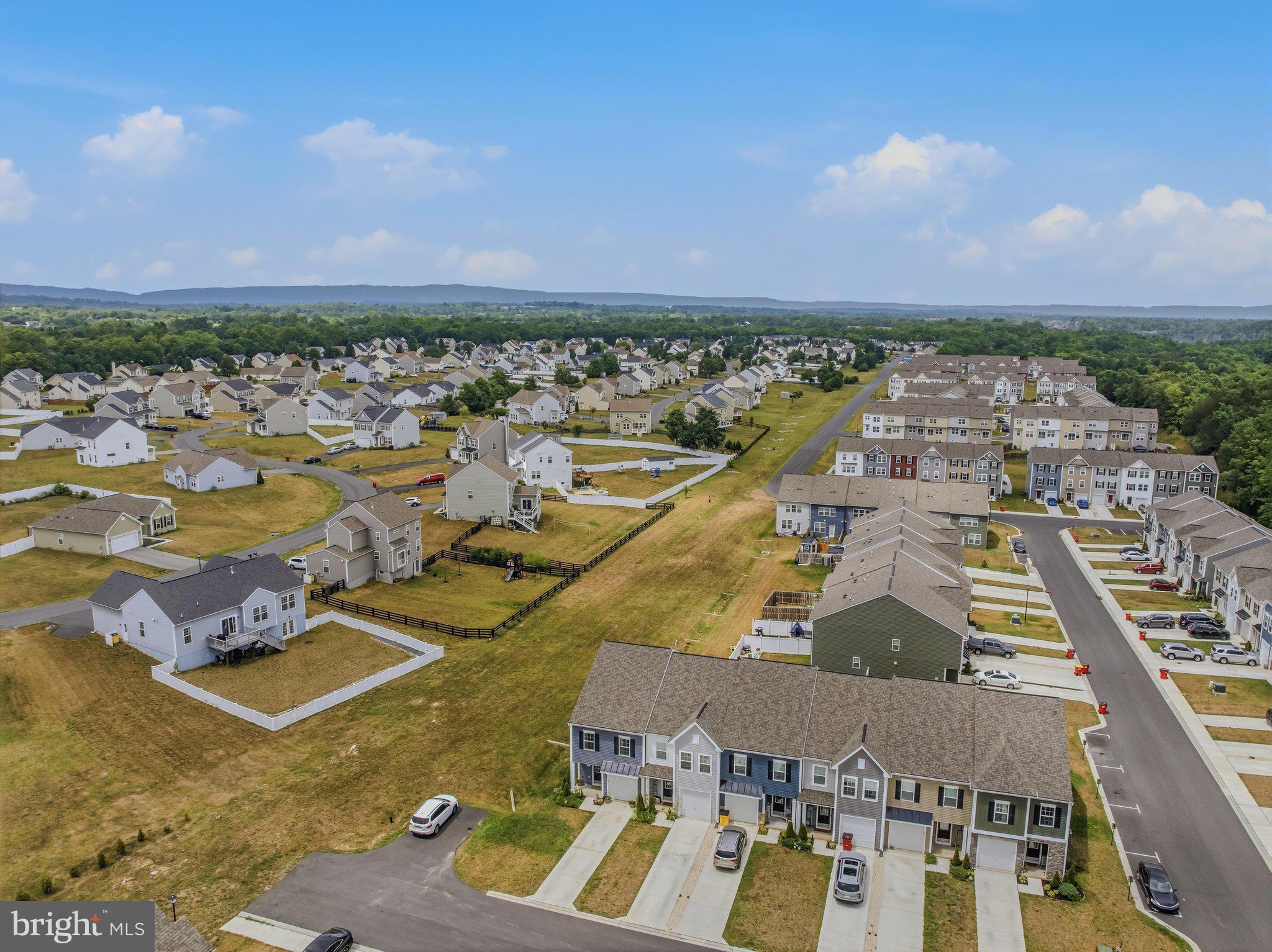 MCCAULEY CROSSING - Residential