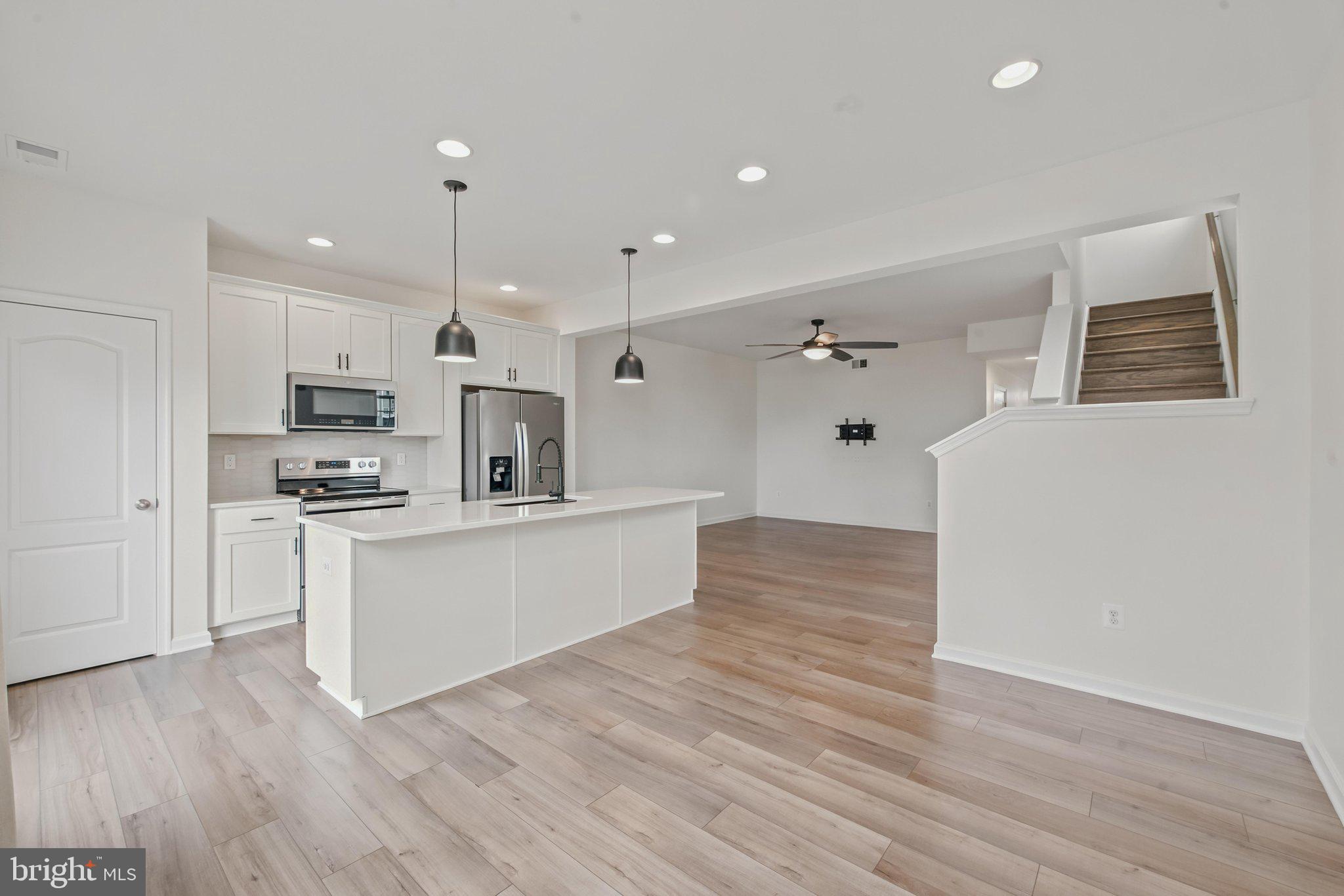 MCCAULEY CROSSING - Residential