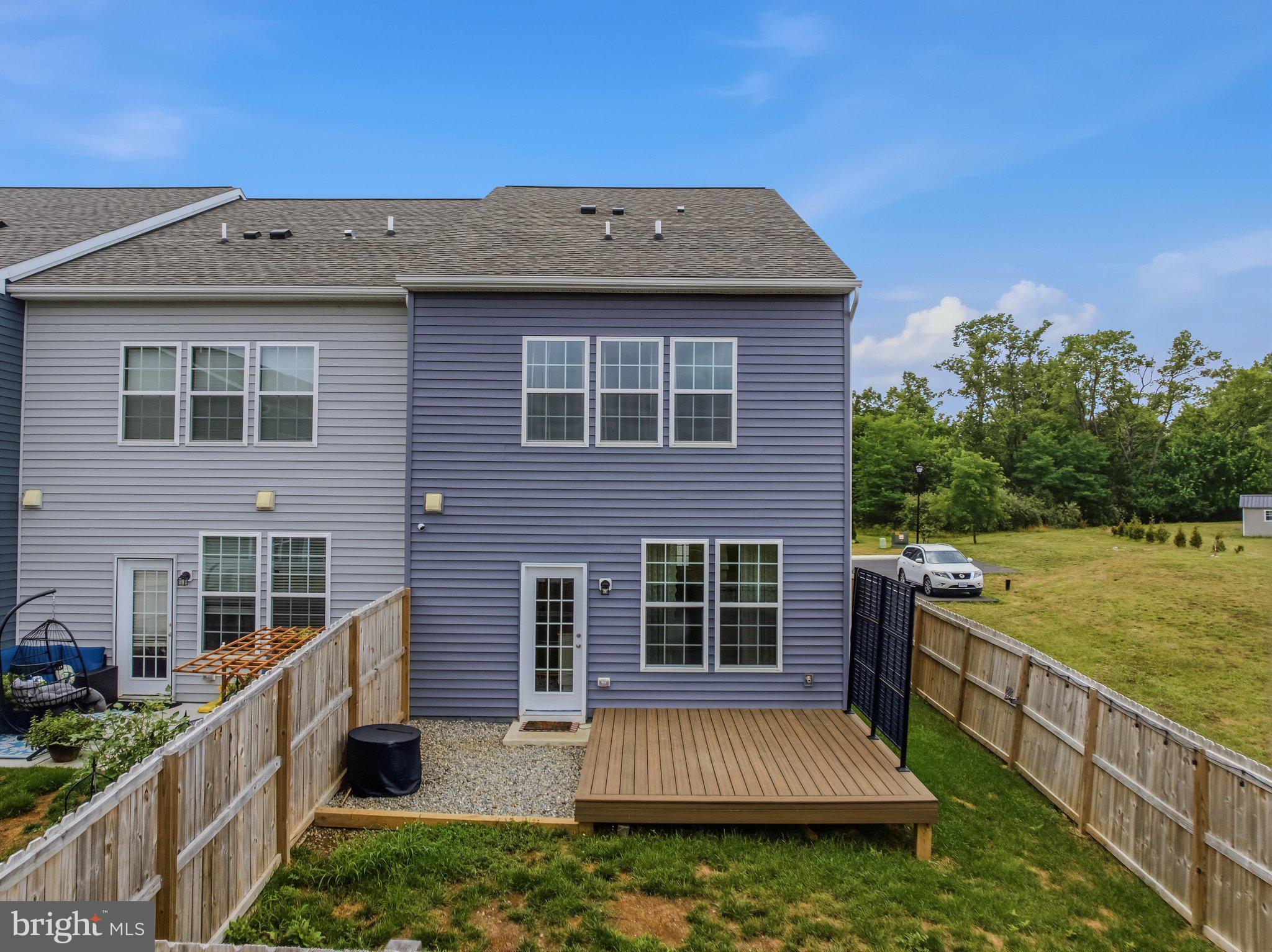 MCCAULEY CROSSING - Residential