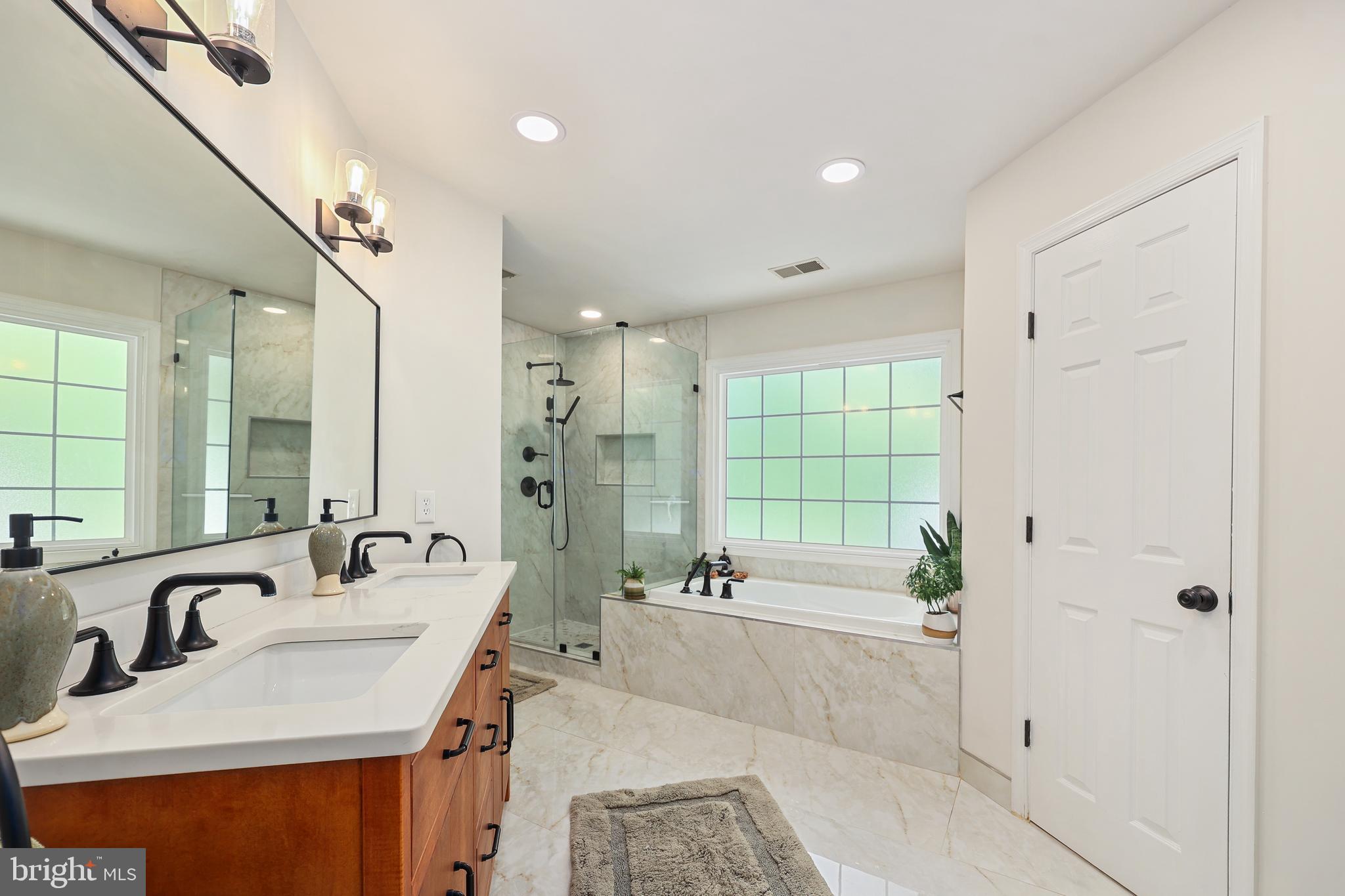 BELMONT GREENE - Residential
