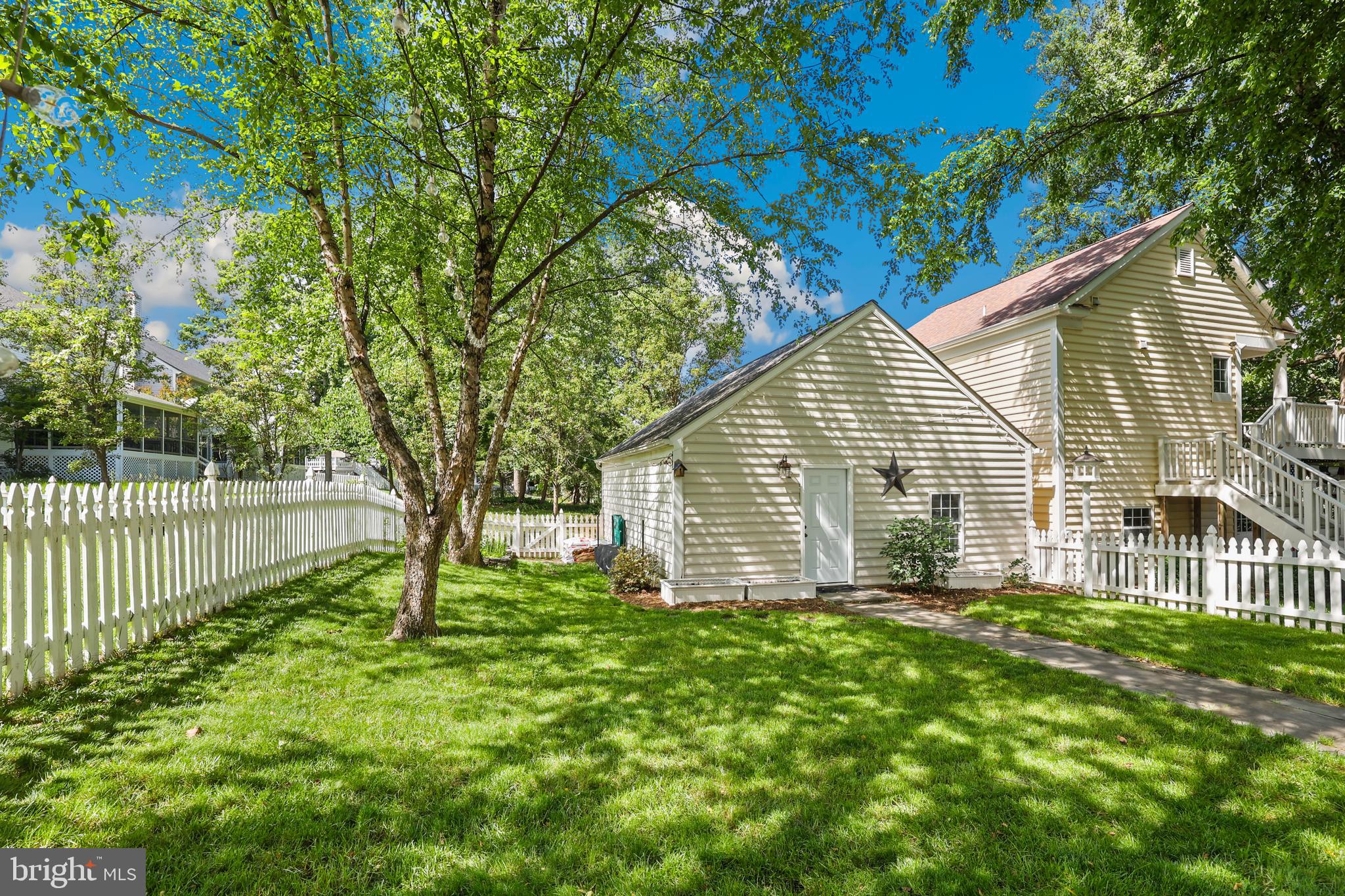BELMONT GREENE - Residential