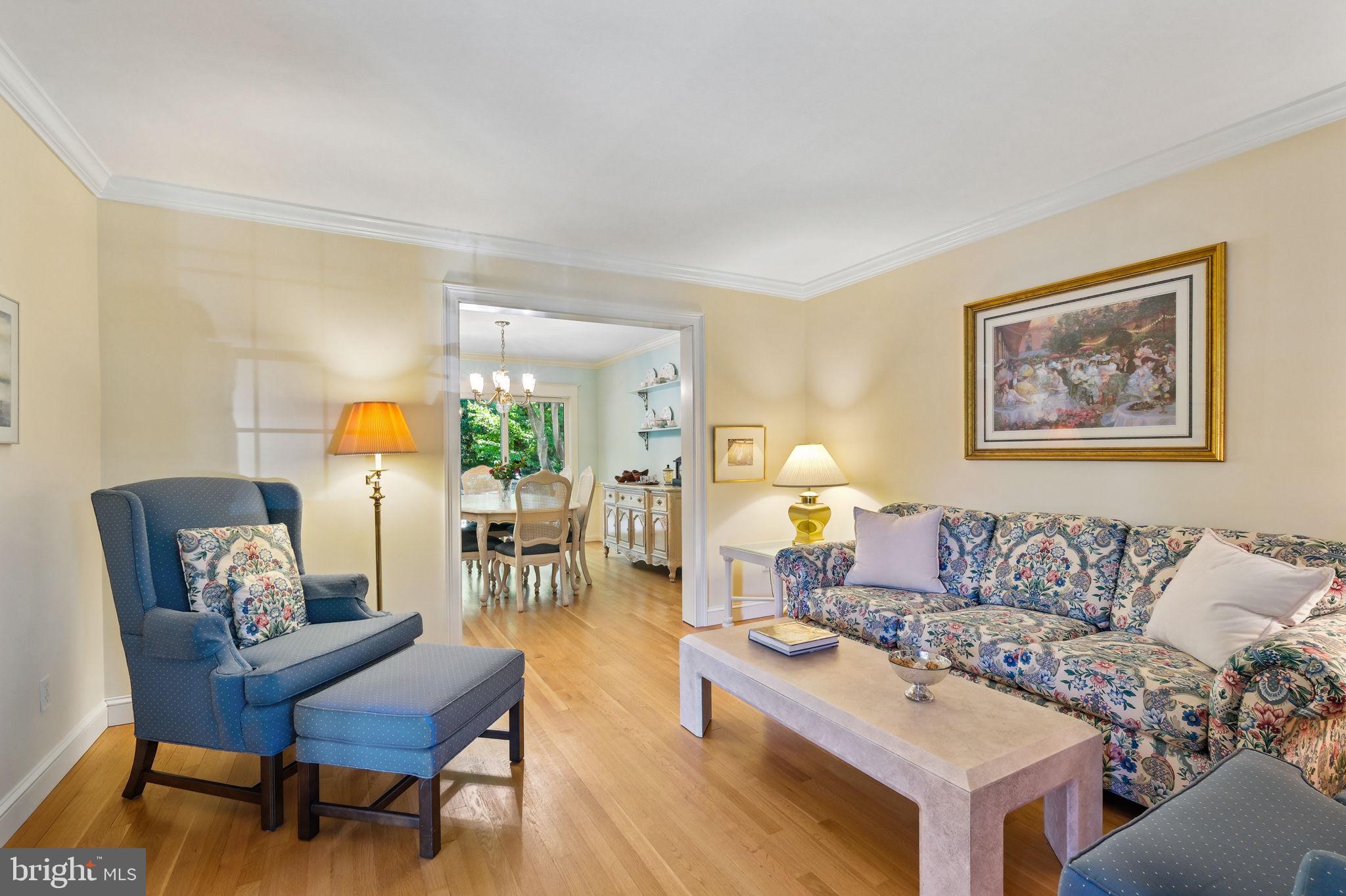 FALLS ORCHARD - Residential
