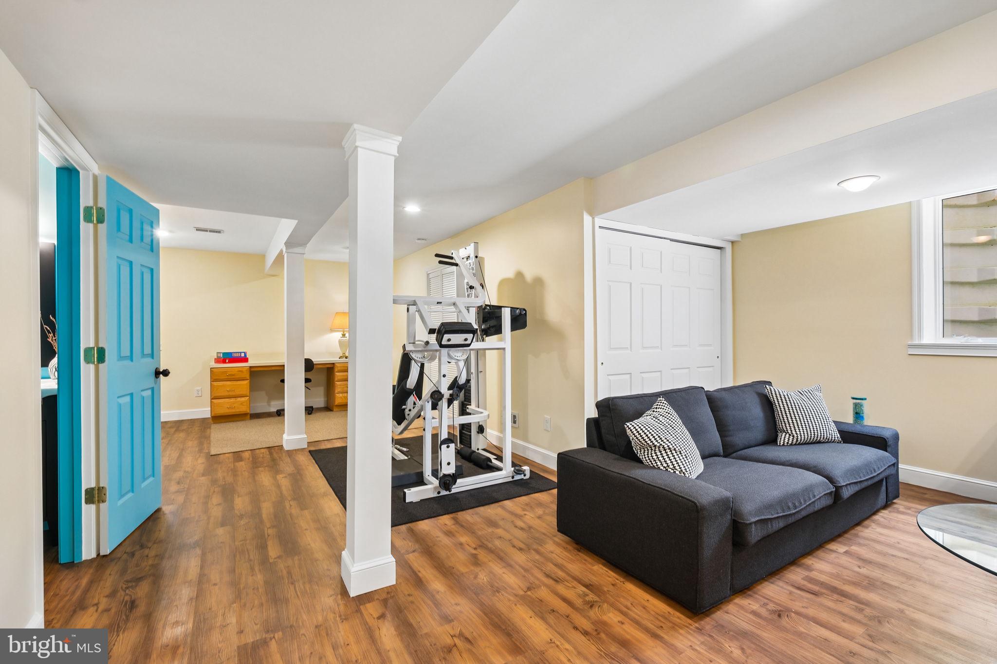 FALLS ORCHARD - Residential