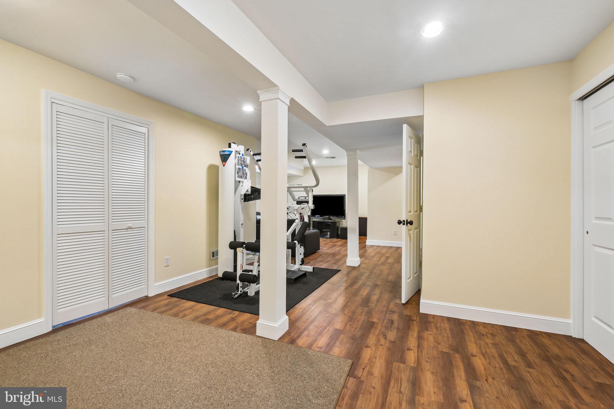 FALLS ORCHARD - Residential