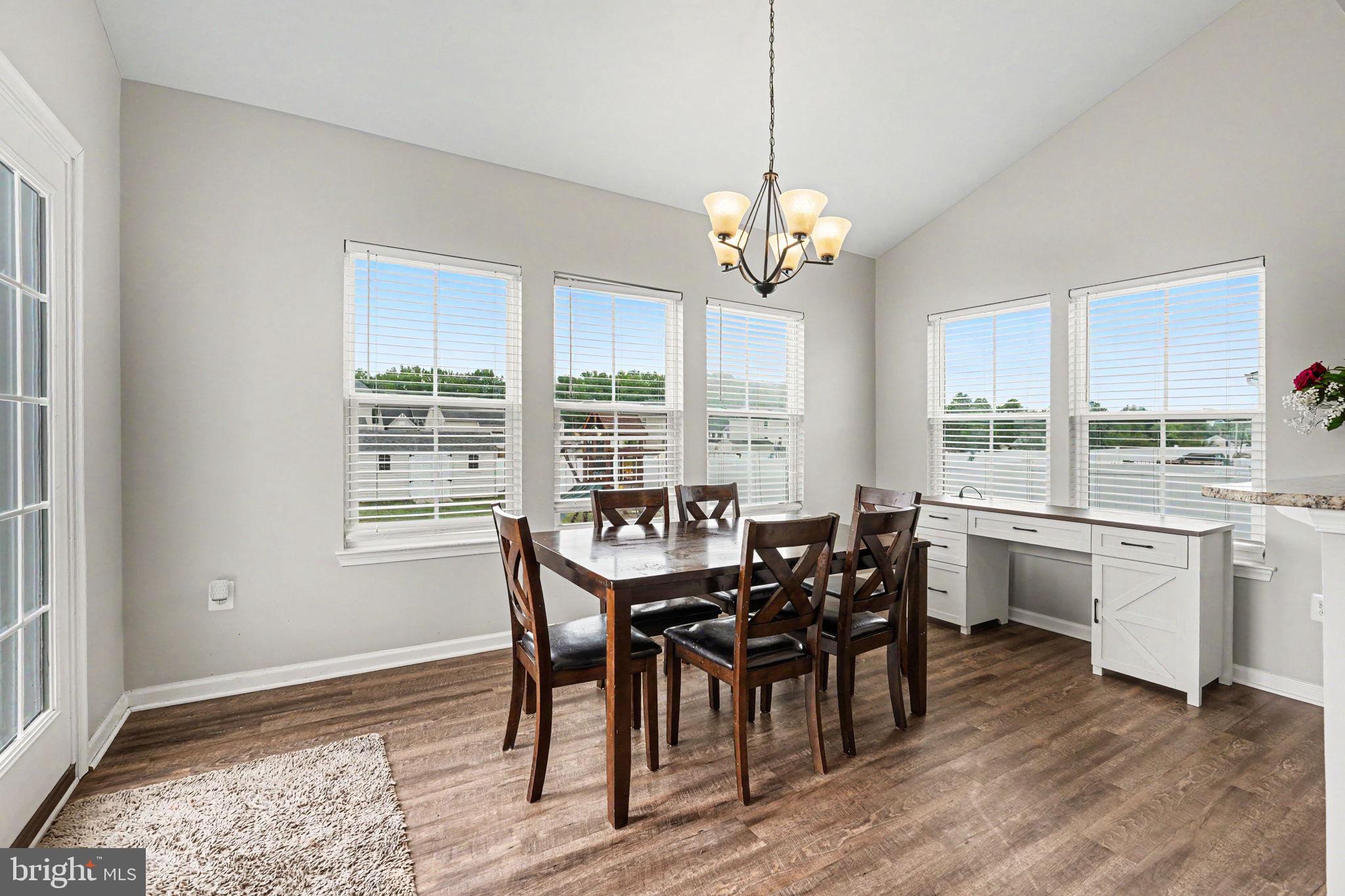 PELHAM'S EAST - Residential