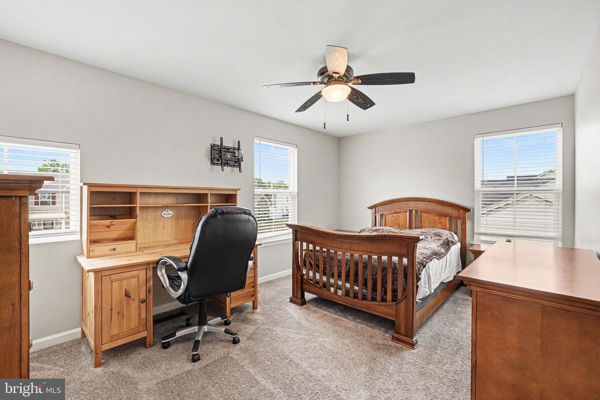 PELHAM'S EAST - Residential