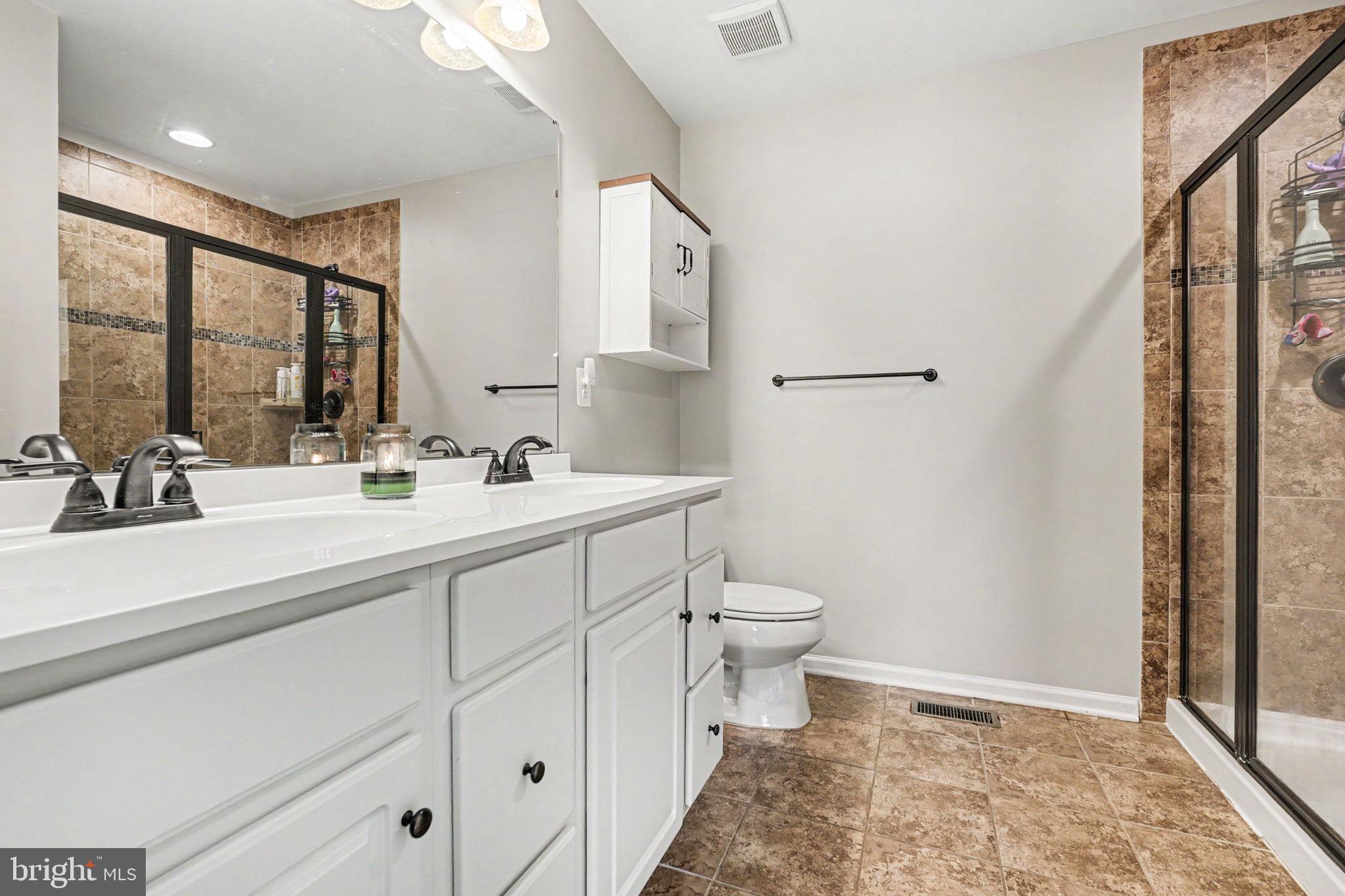 PELHAM'S EAST - Residential