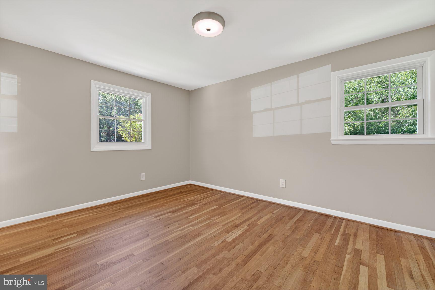 FOXHALL - Residential