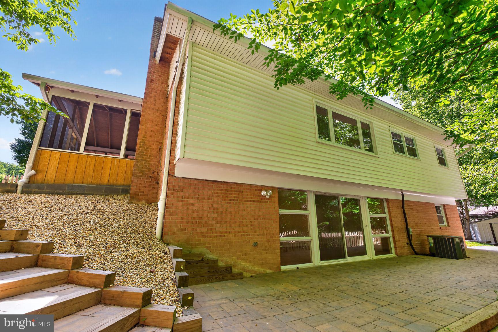 FOXHALL - Residential