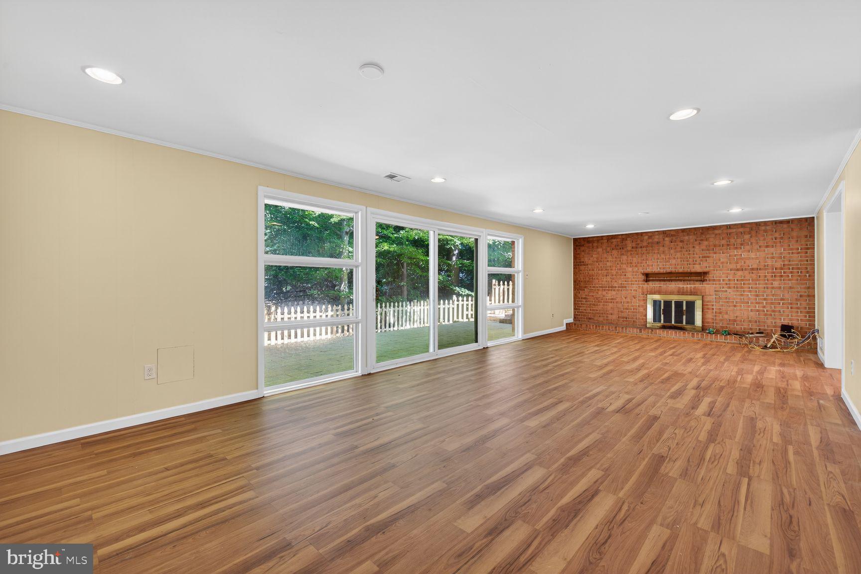 FOXHALL - Residential