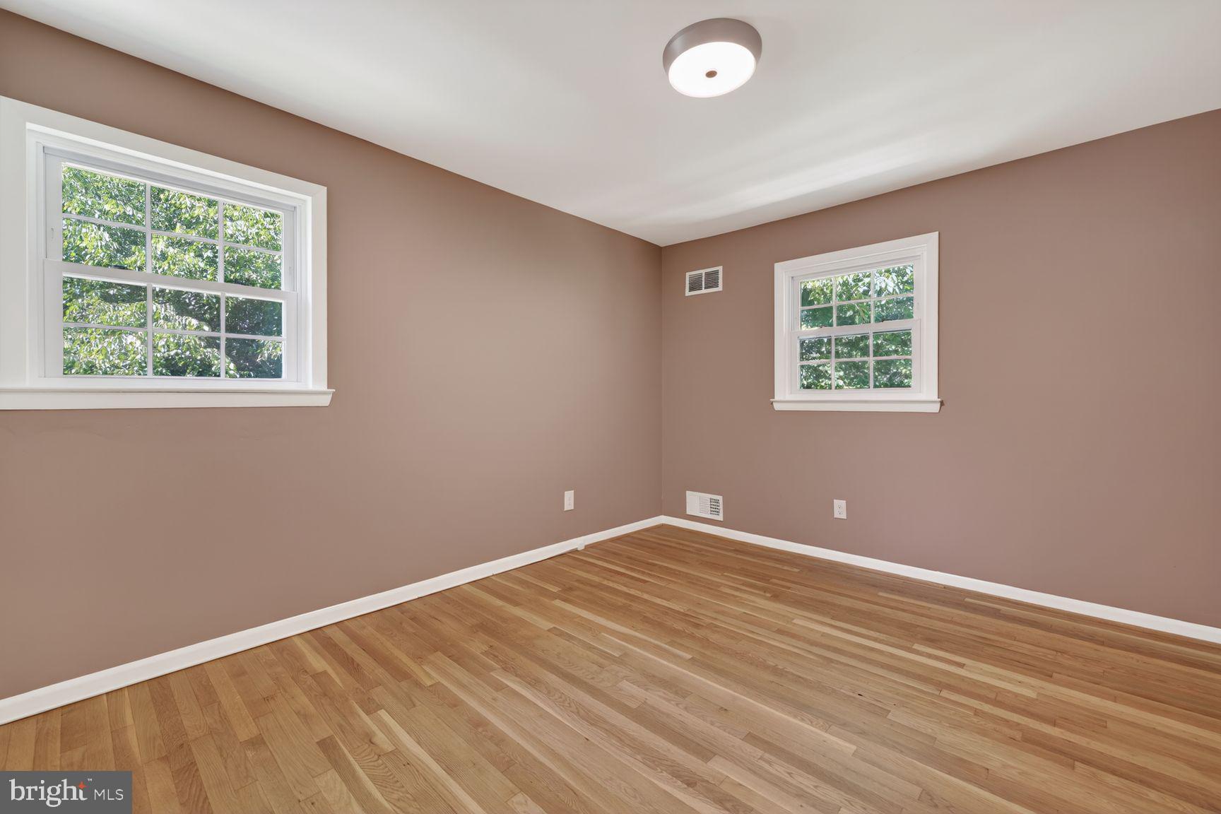 FOXHALL - Residential