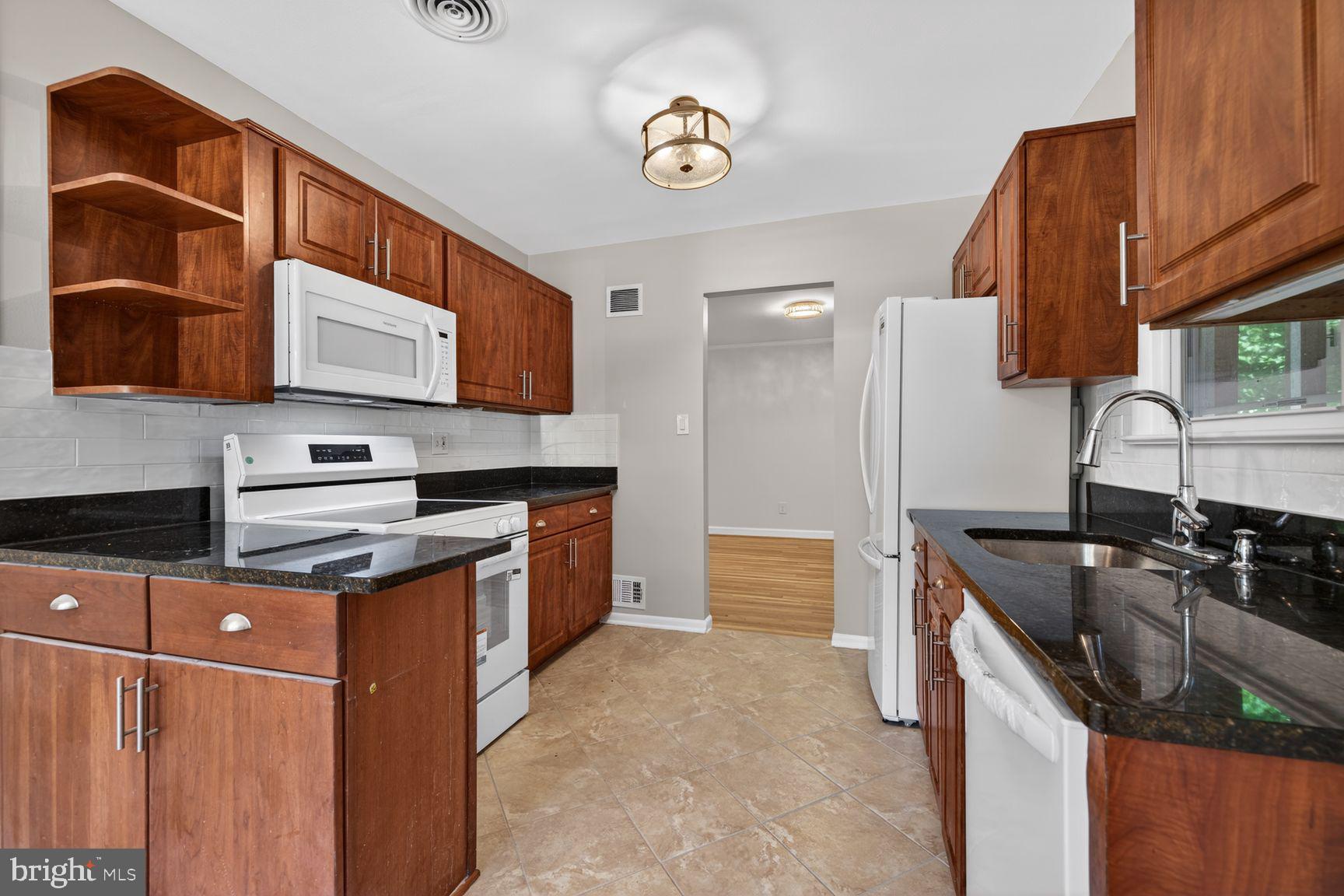 FOXHALL - Residential