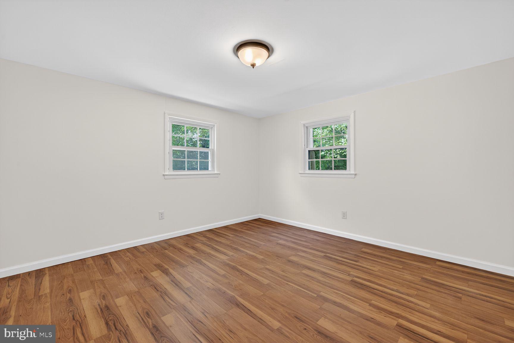 FOXHALL - Residential