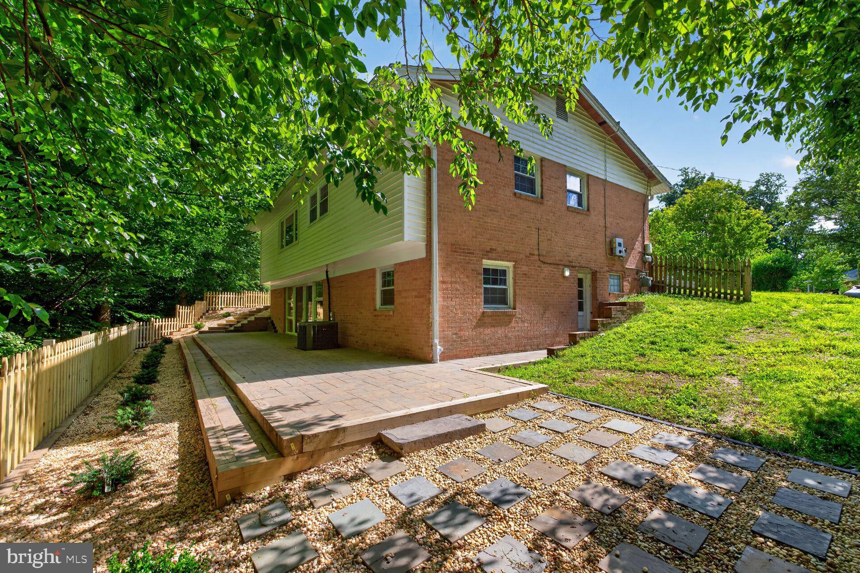 FOXHALL - Residential