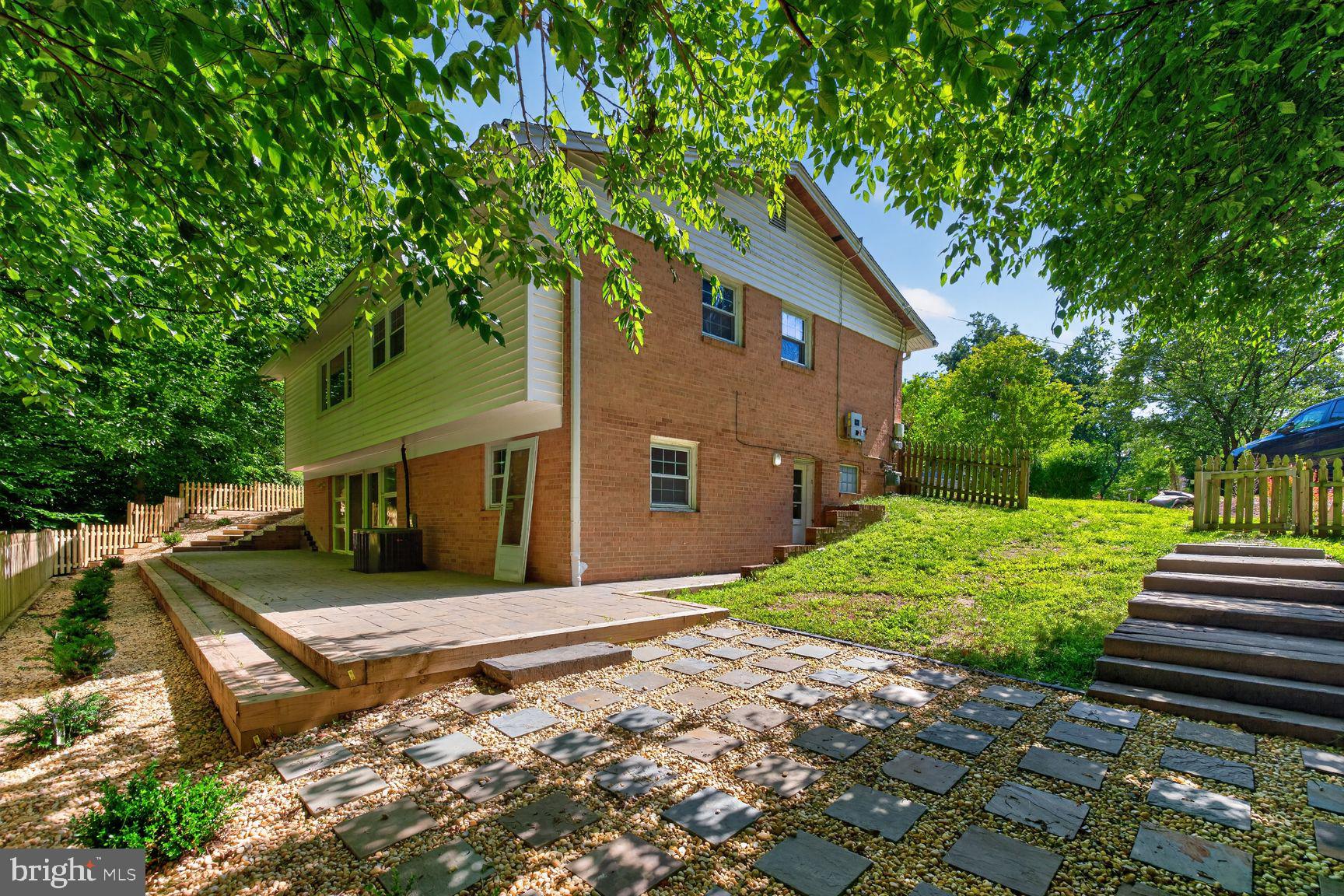 FOXHALL - Residential