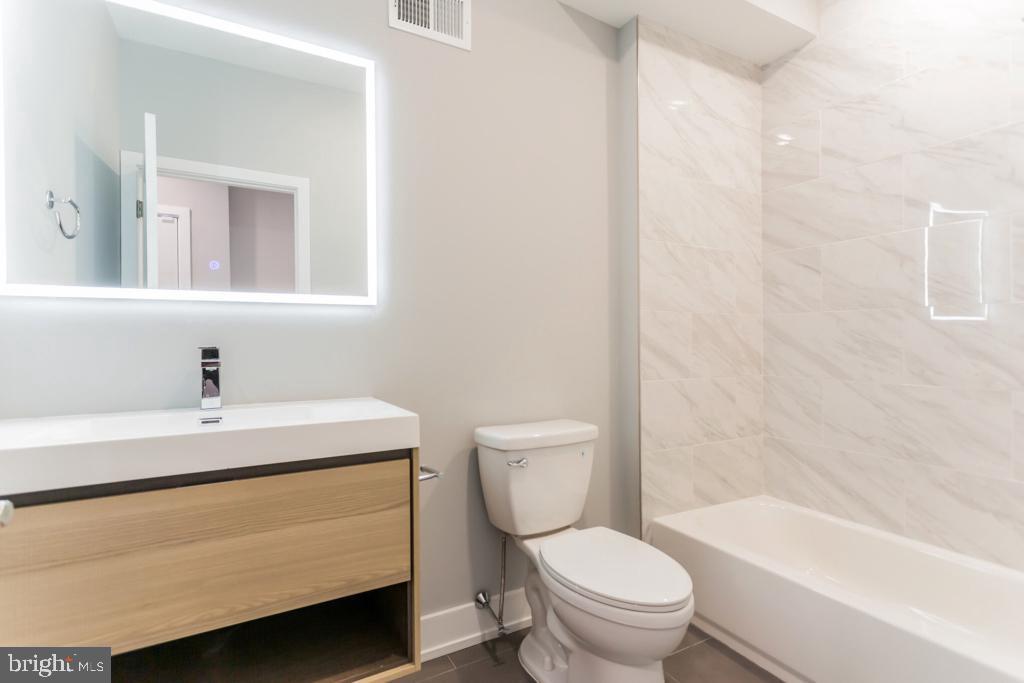 BREWERYTOWN - Residential Lease