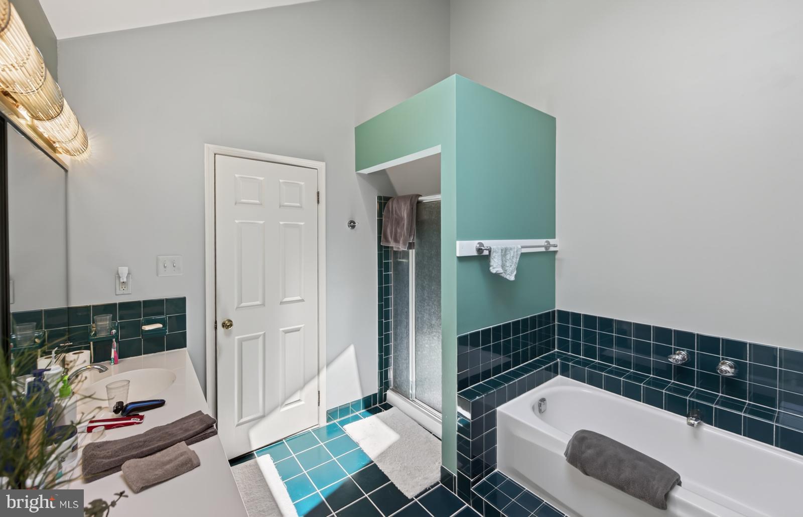 COLLEGEVILLE GLEN - Residential
