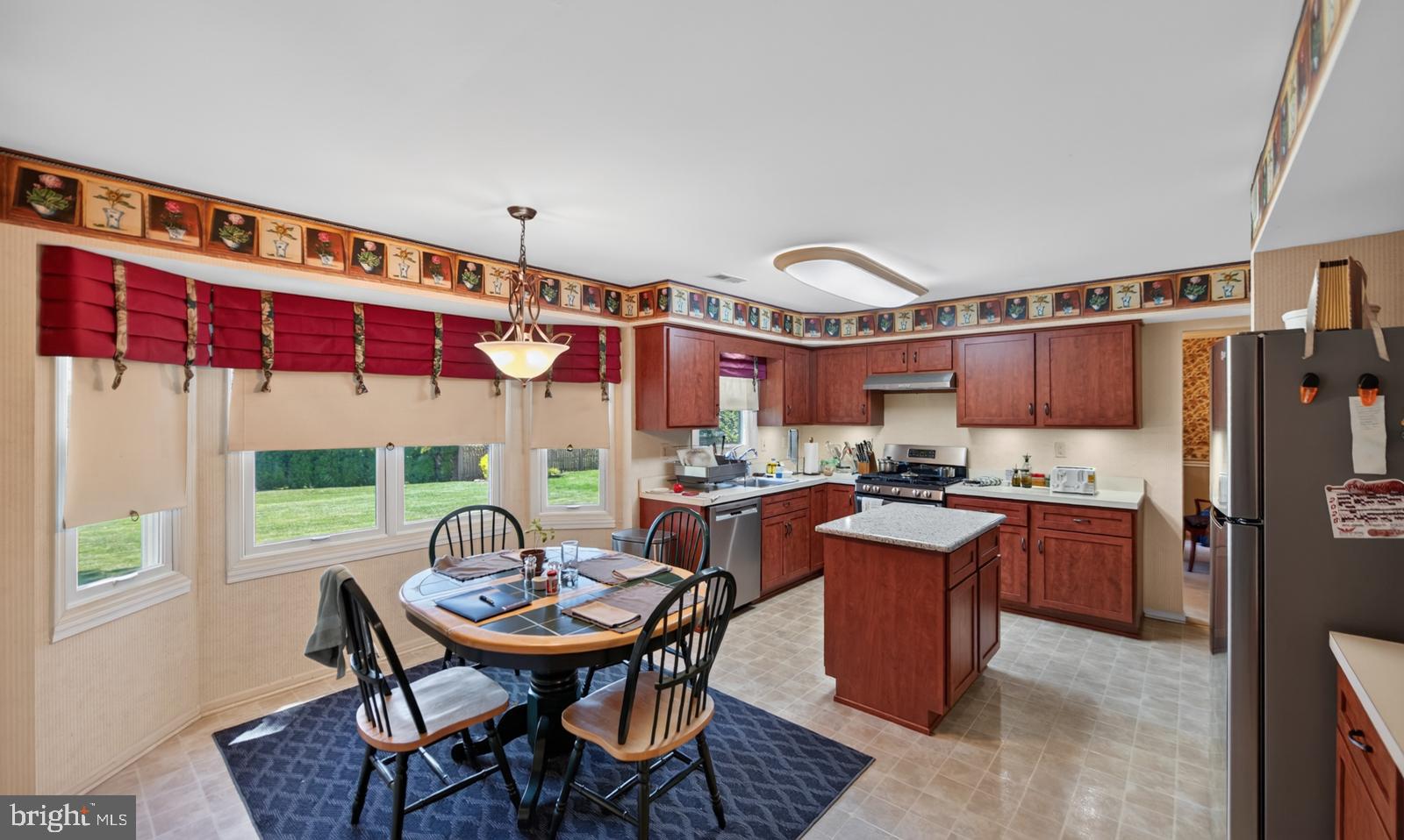 COLLEGEVILLE GLEN - Residential