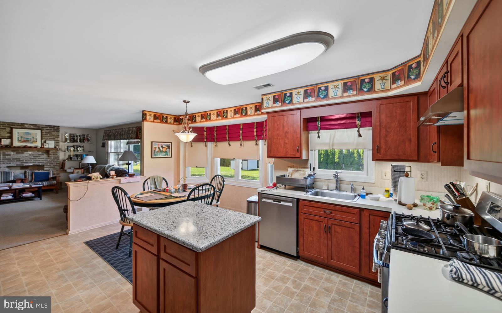 COLLEGEVILLE GLEN - Residential
