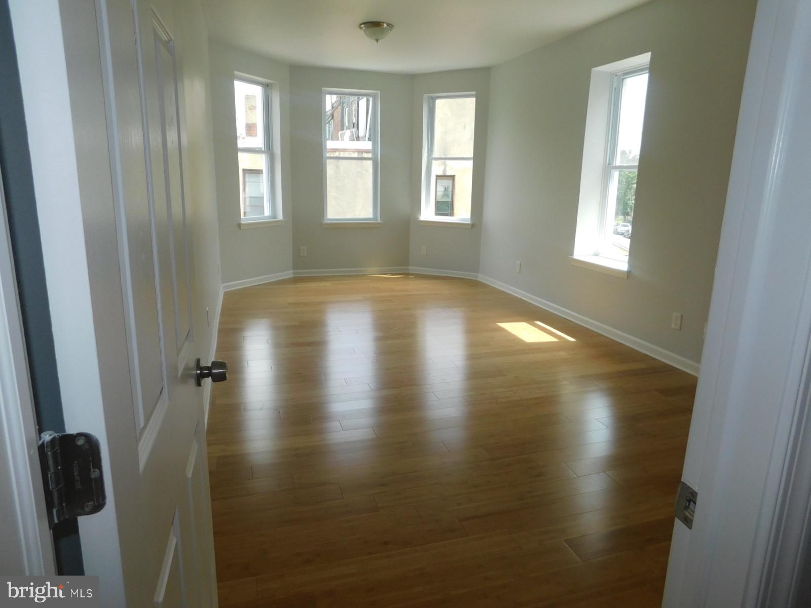 PARKSIDE - Residential