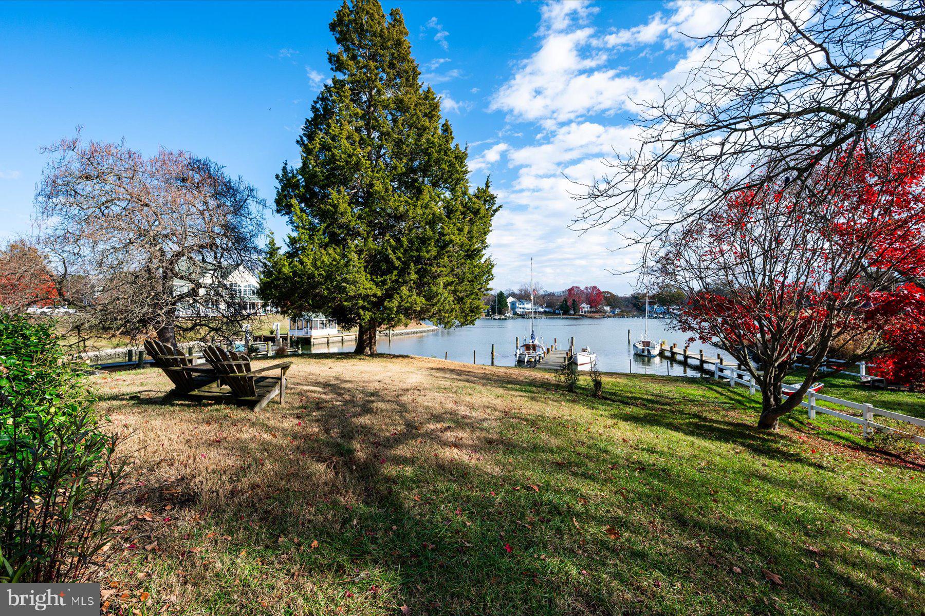 CARRS WHARF - Residential