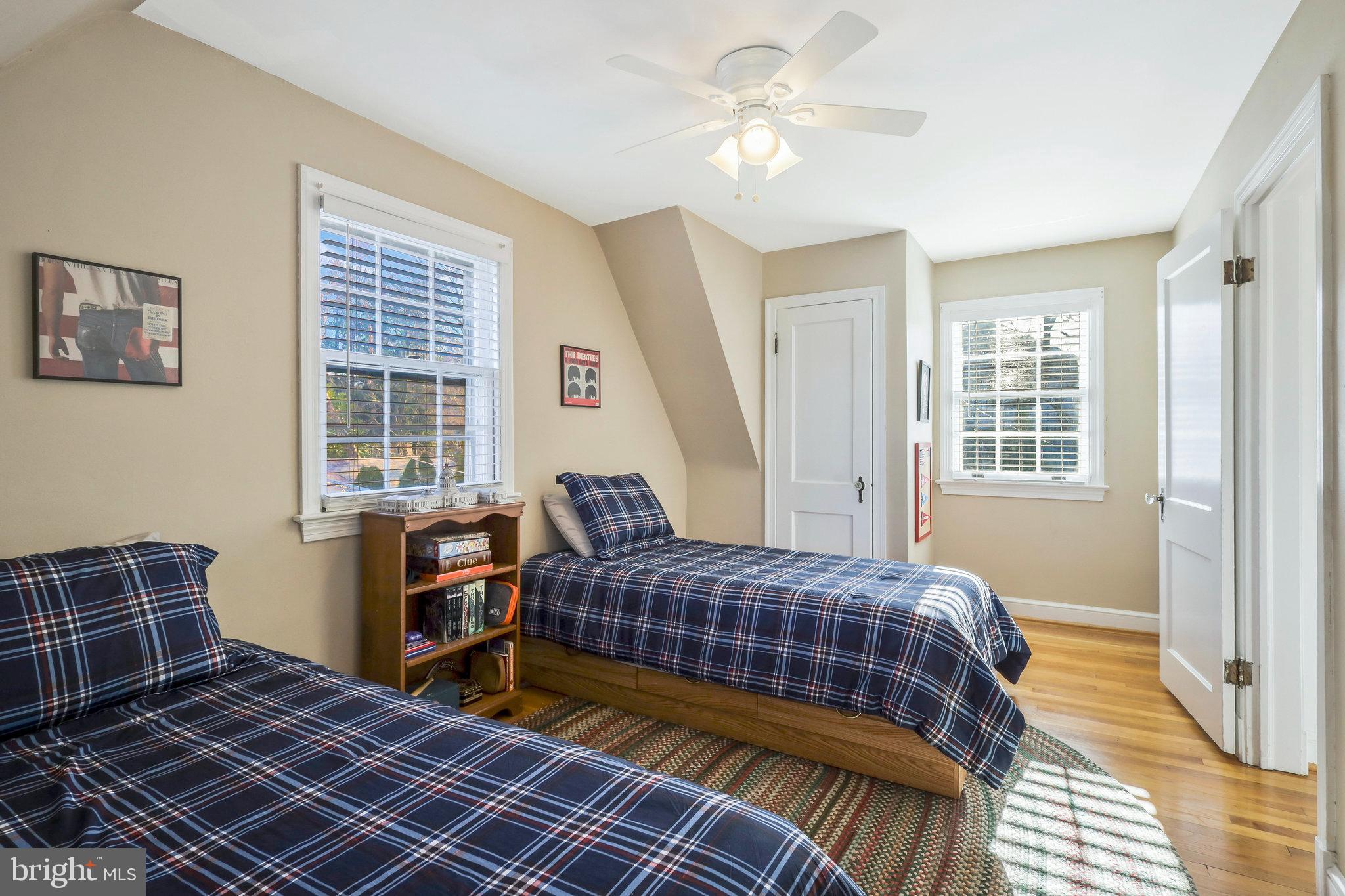 GARDEN CITY - Residential
