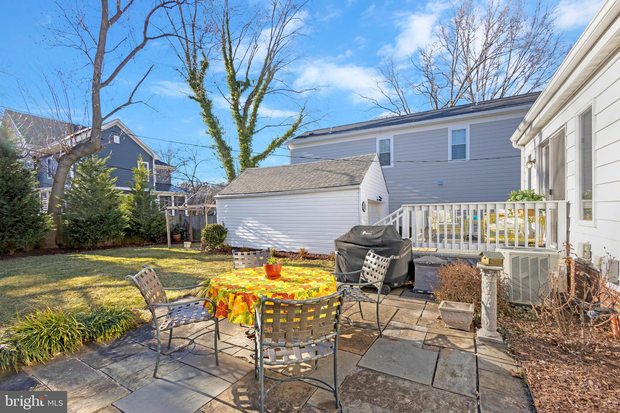 GARDEN CITY - Residential