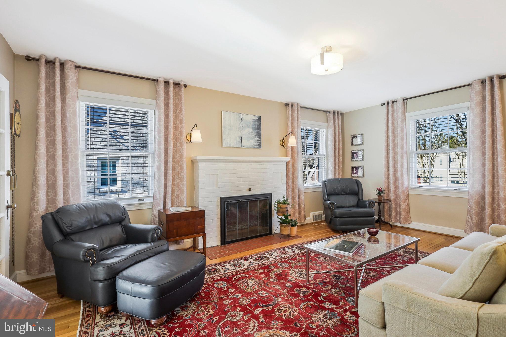 GARDEN CITY - Residential
