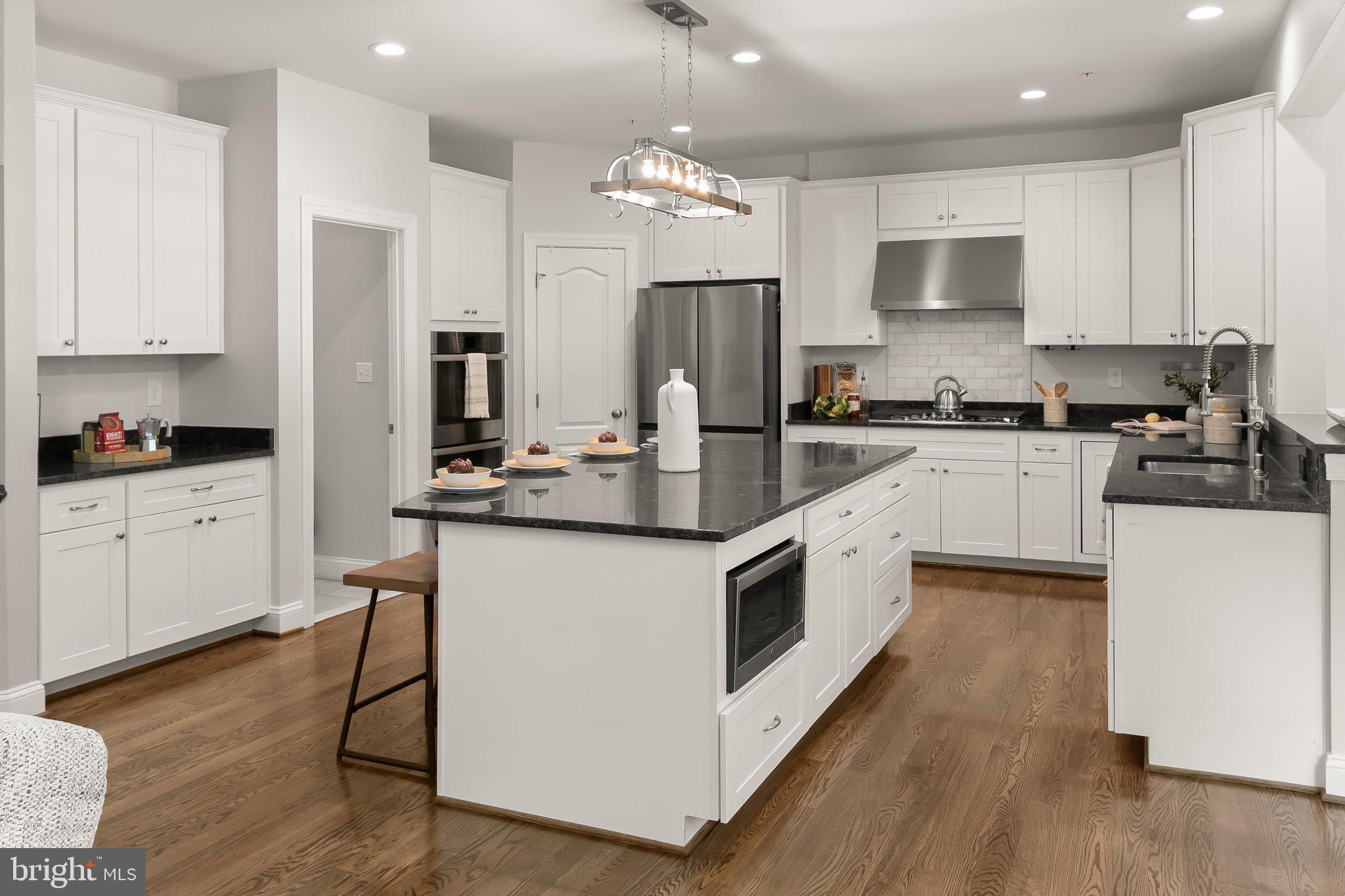 FULTON MANOR VALLEY - Residential