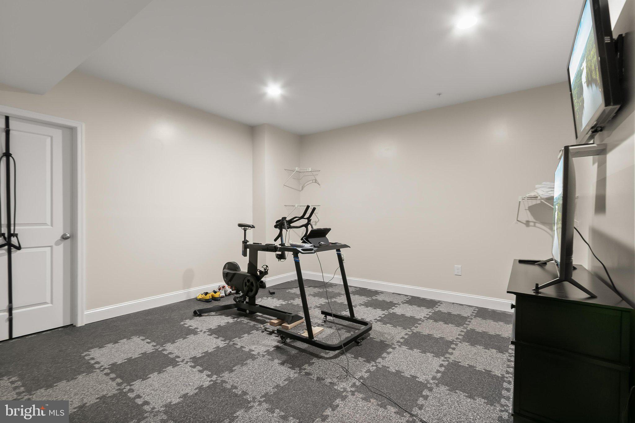 FULTON MANOR VALLEY - Residential