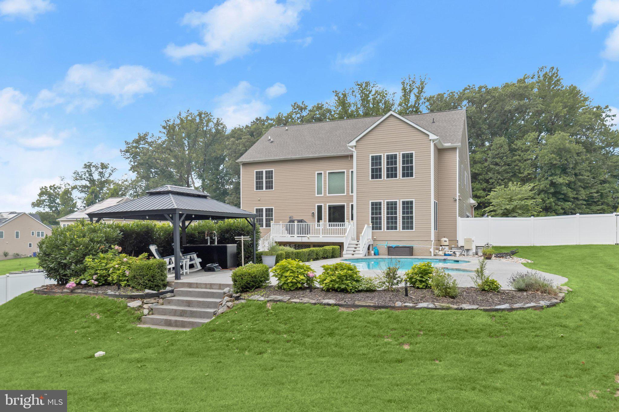 FULTON MANOR VALLEY - Residential