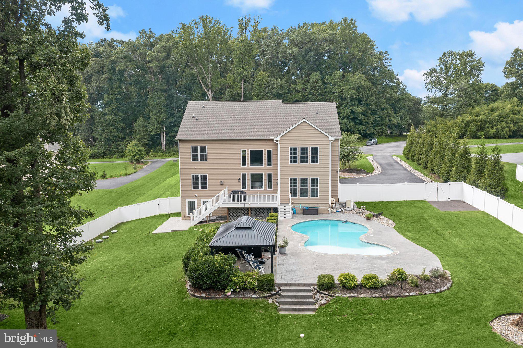 FULTON MANOR VALLEY - Residential