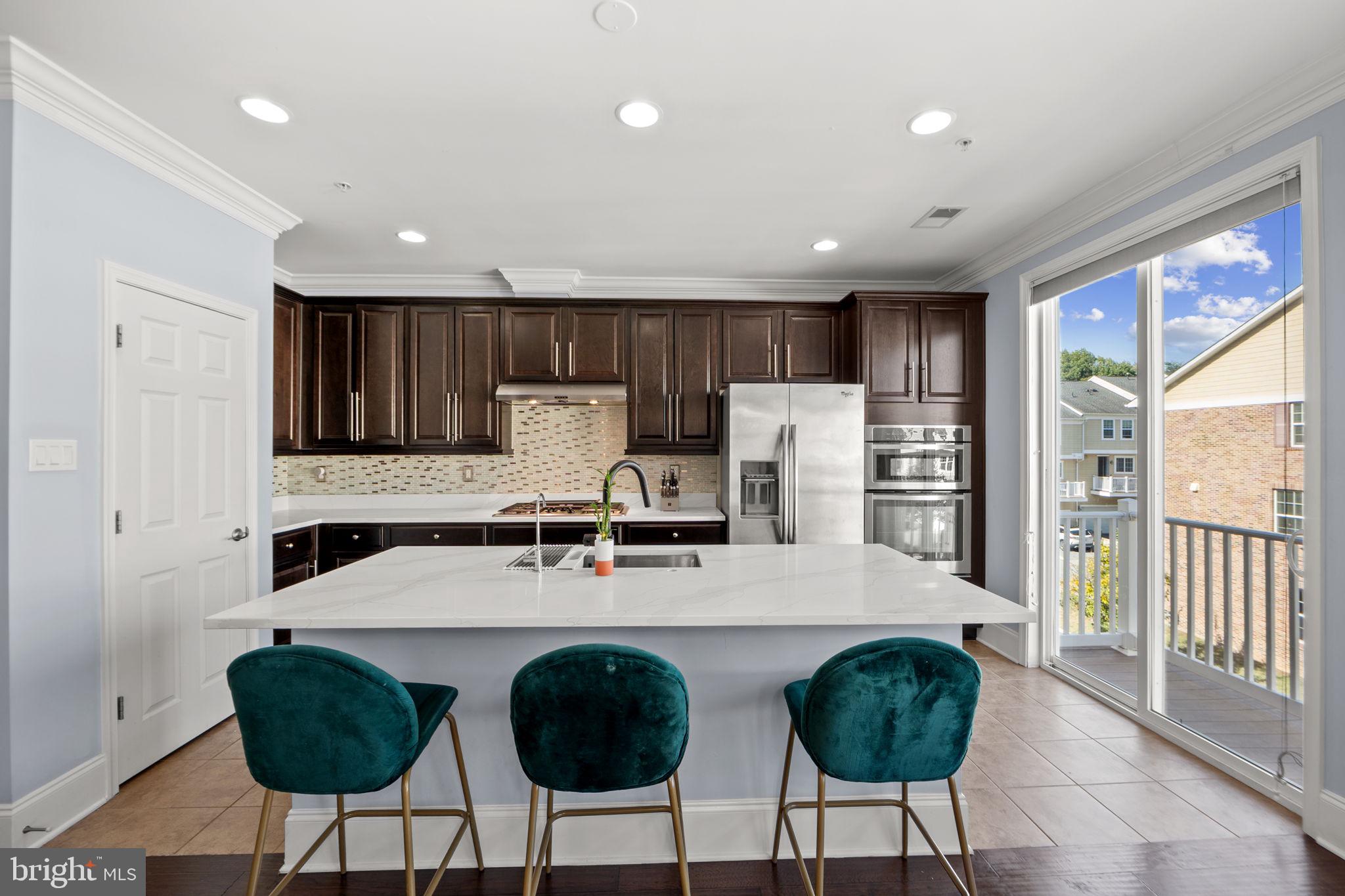 SUMMIT HALL RESERVE - Residential