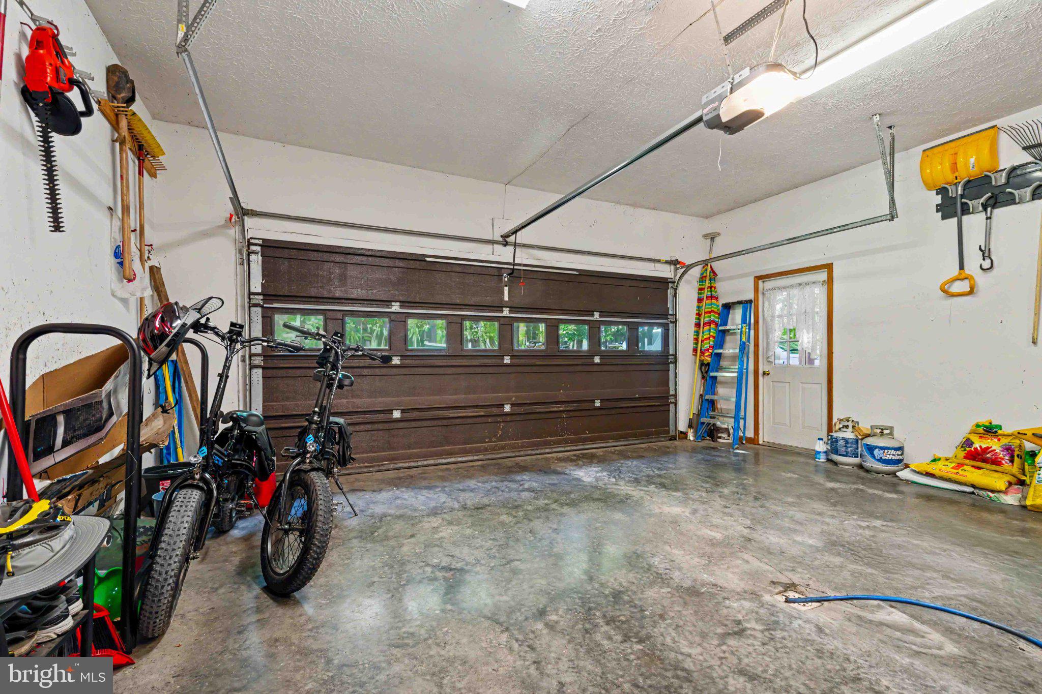 MEADOW LAKE ESTATES - Residential