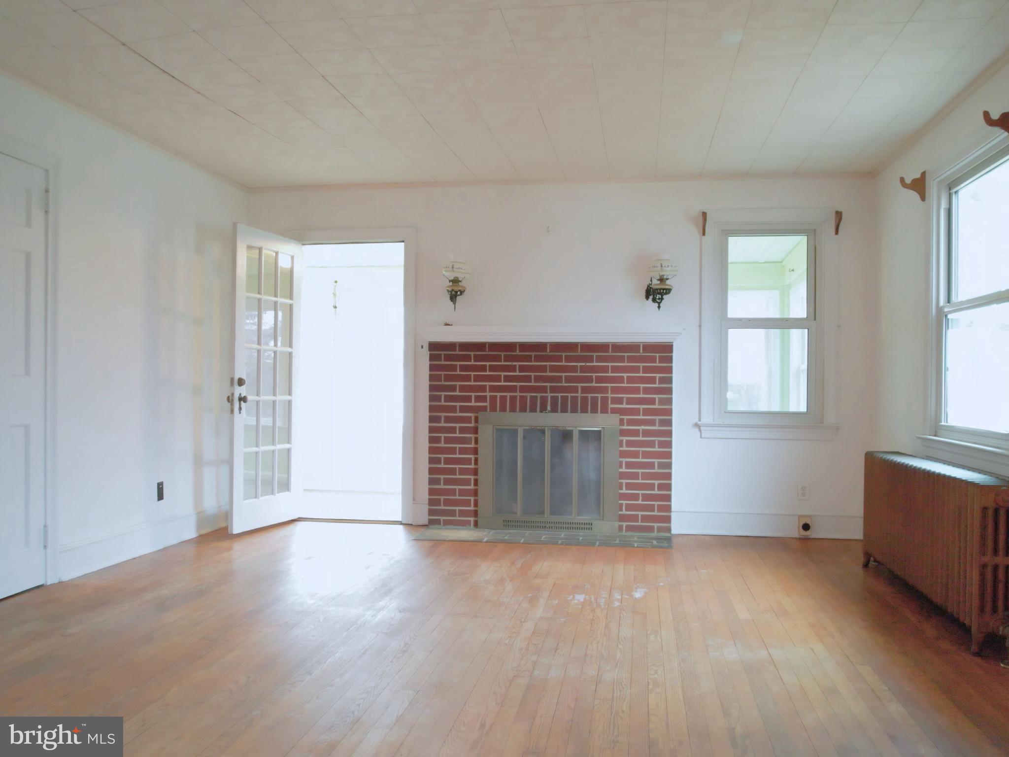 FAIRVIEW - Residential