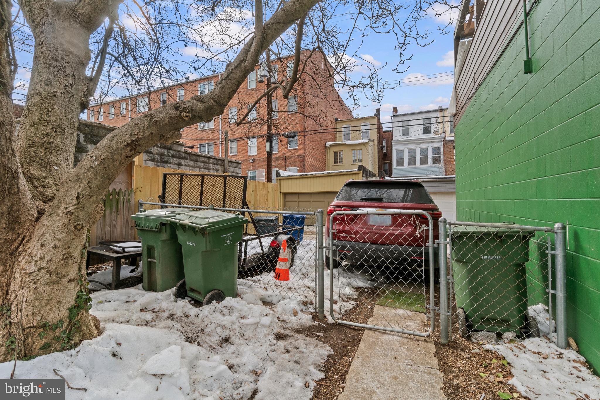 CHARLES VILLAGE - Residential Income