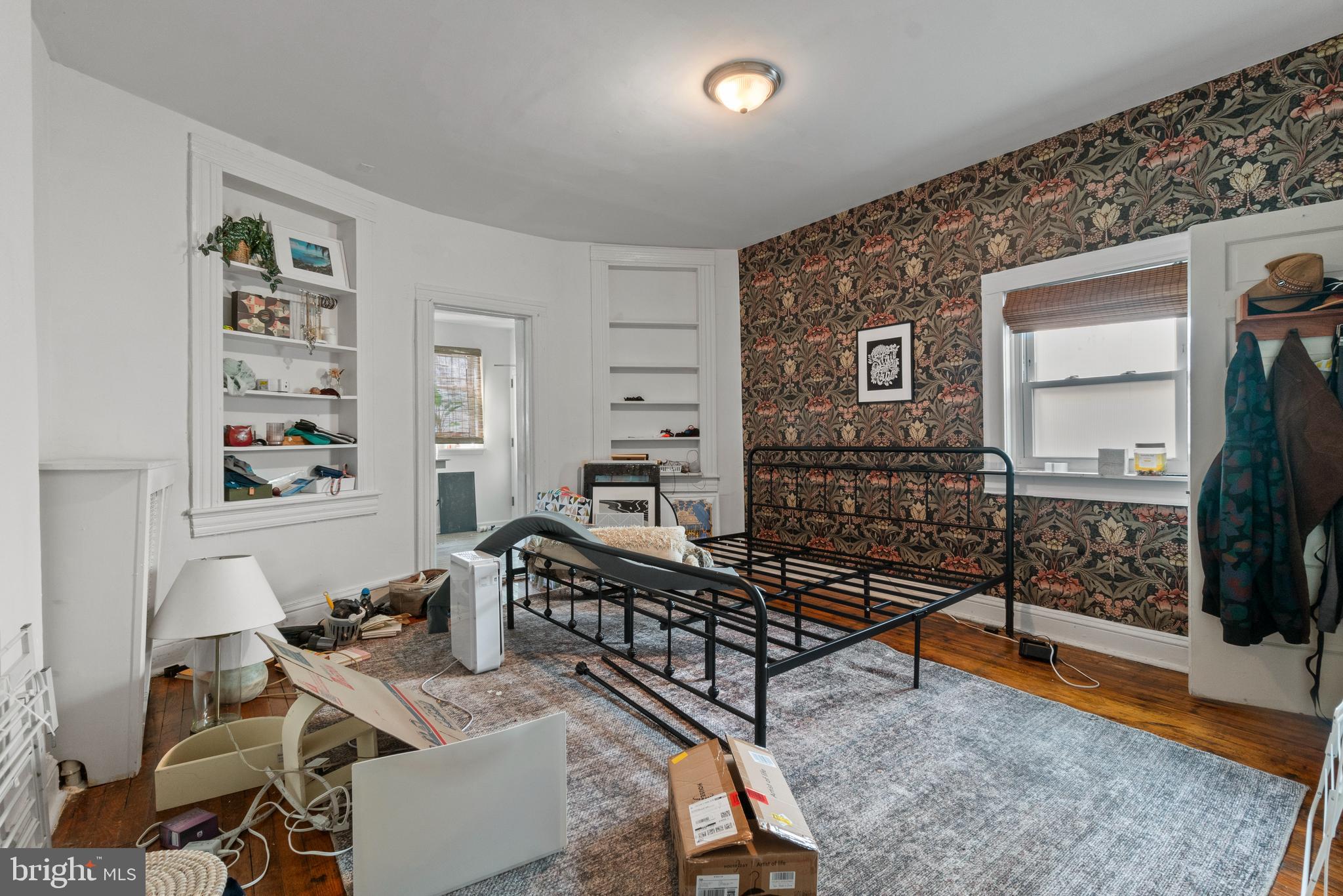 CHARLES VILLAGE - Residential Income