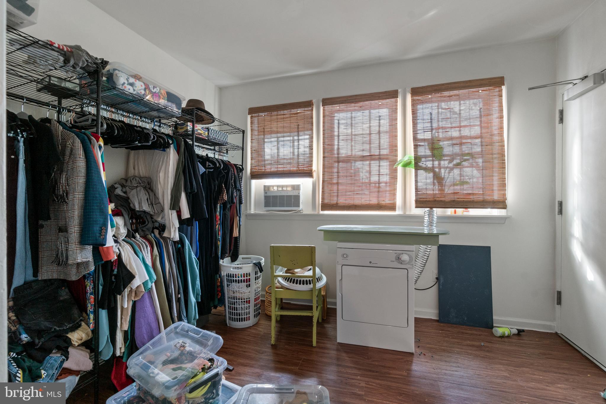 CHARLES VILLAGE - Residential Income