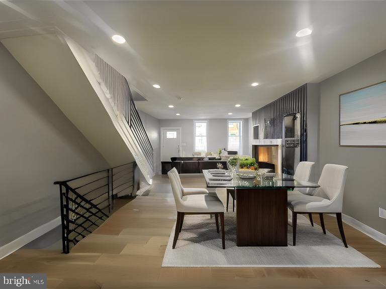 PORT RICHMOND - Residential