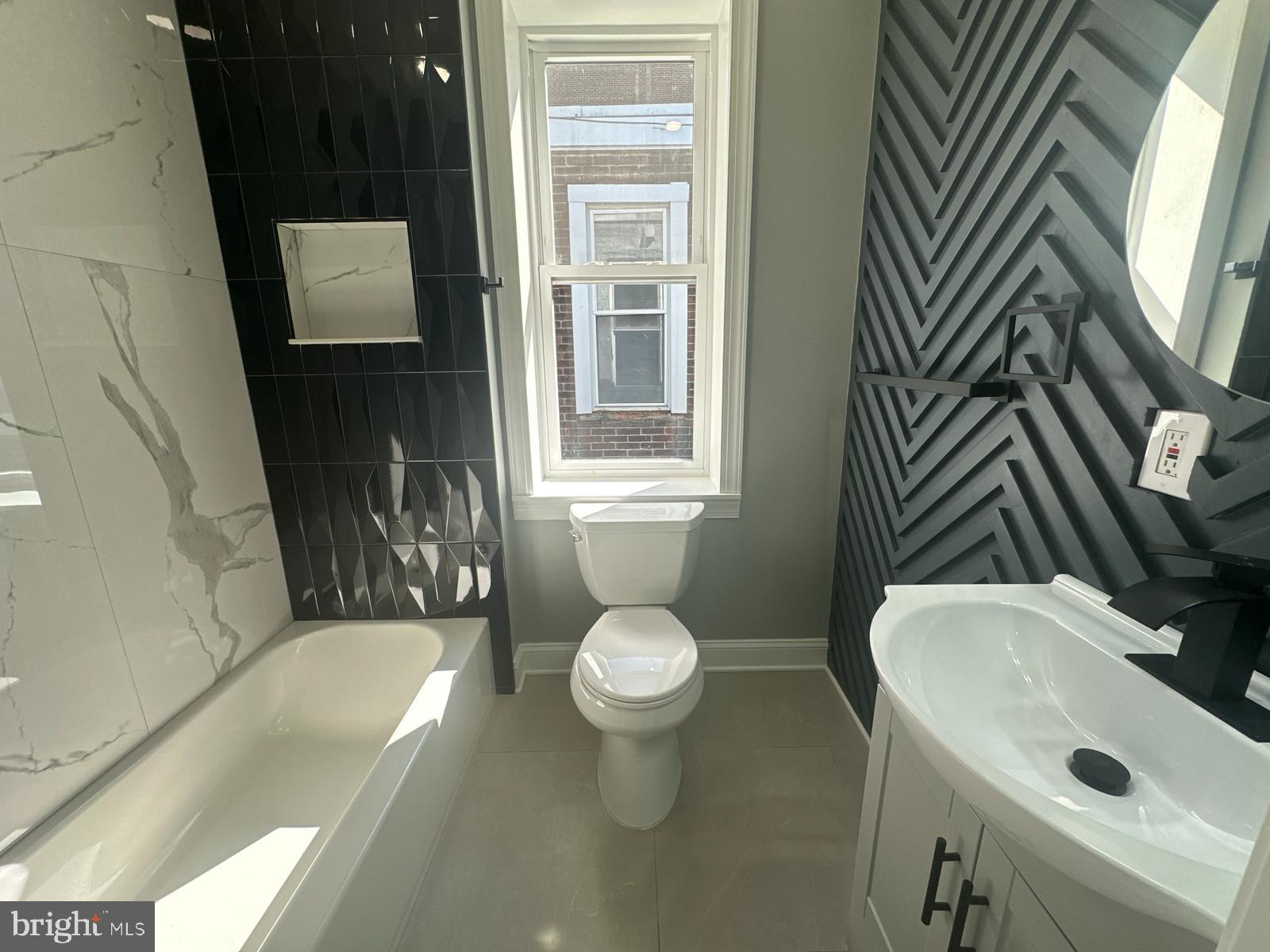 PORT RICHMOND - Residential