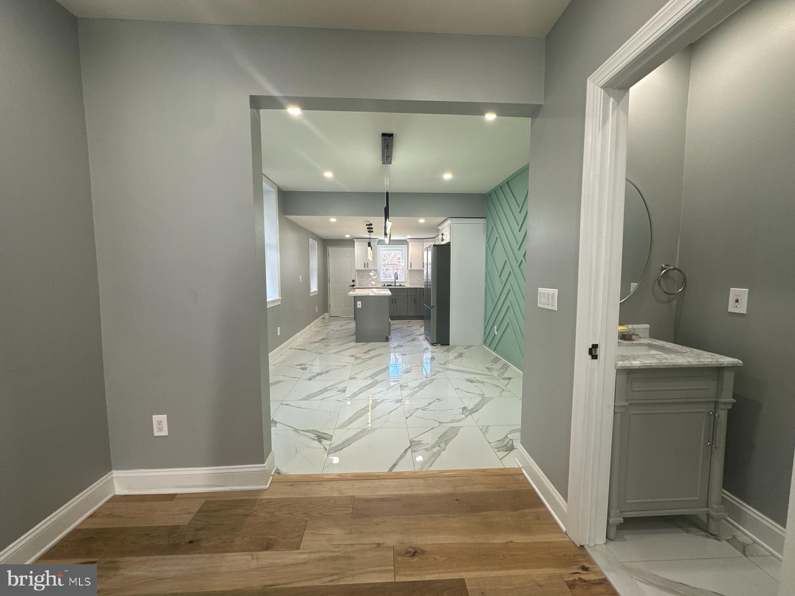 PORT RICHMOND - Residential