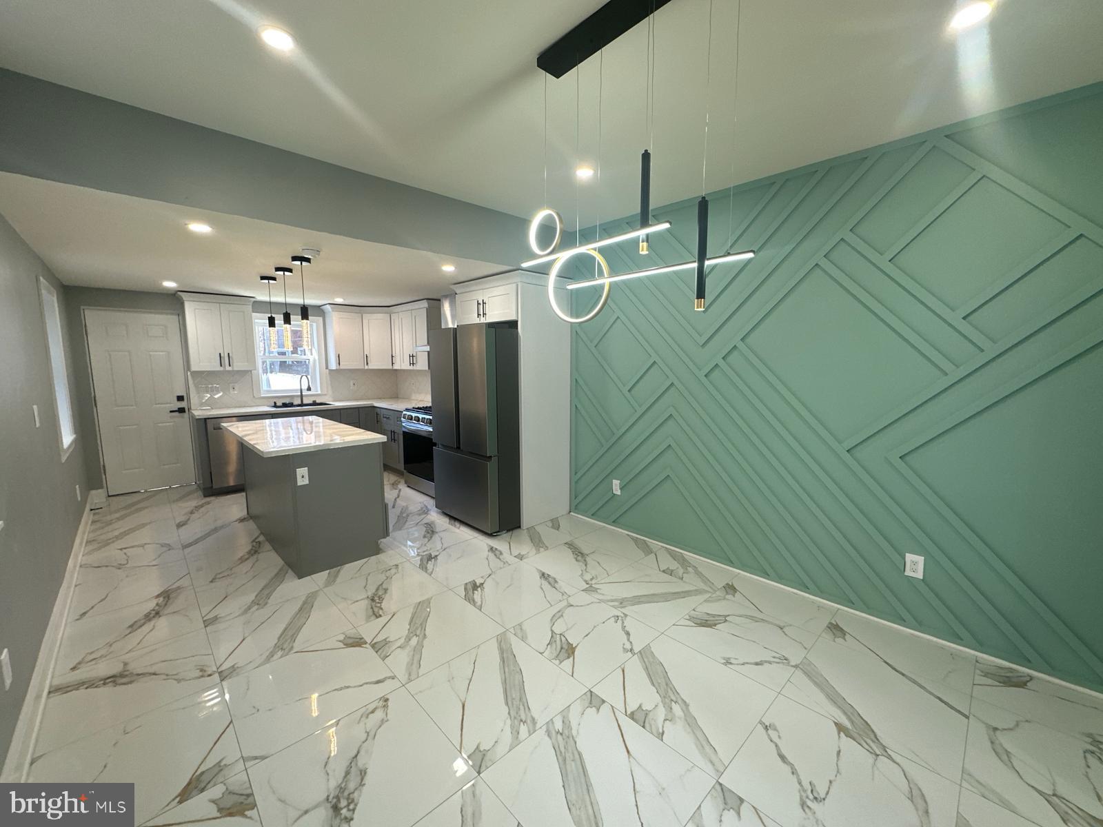 PORT RICHMOND - Residential